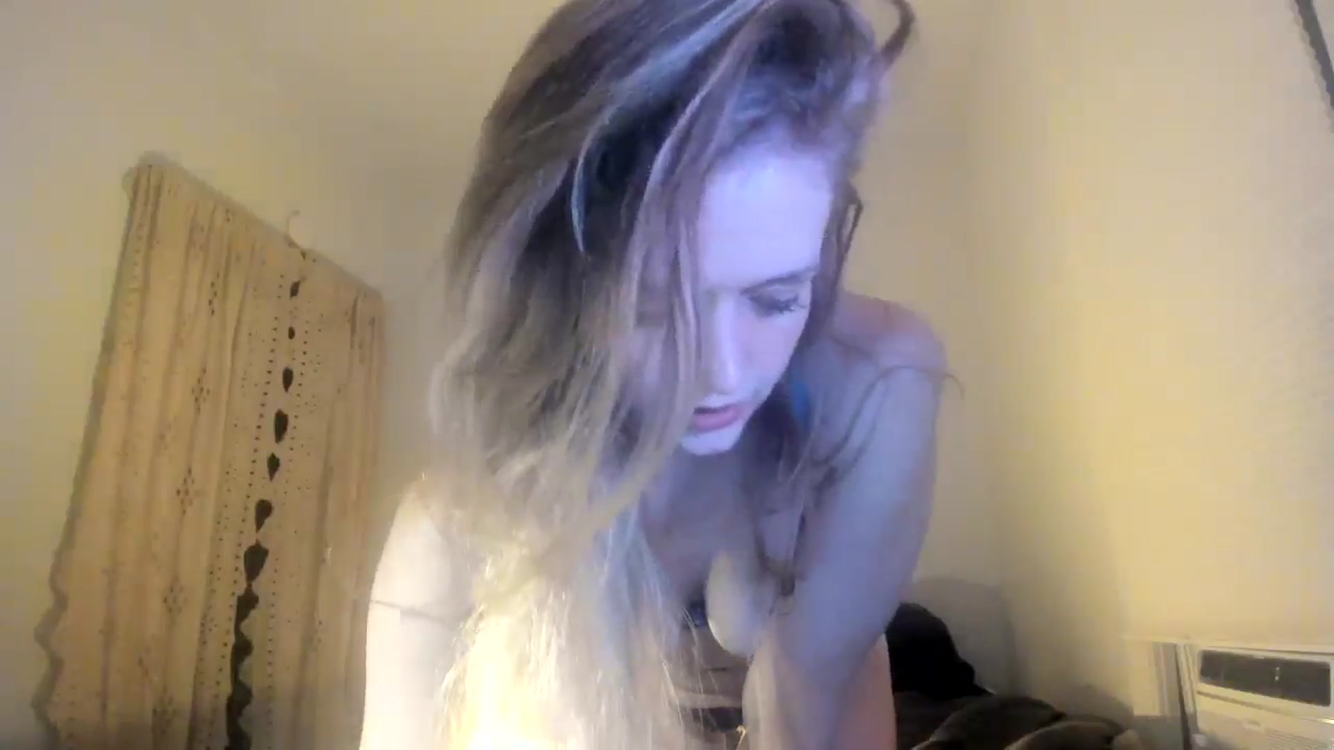 Gallery image thumbnail from Bdaymuffin's myfreecams stream on, 08/03/2024, 08:38 image 9 of 20