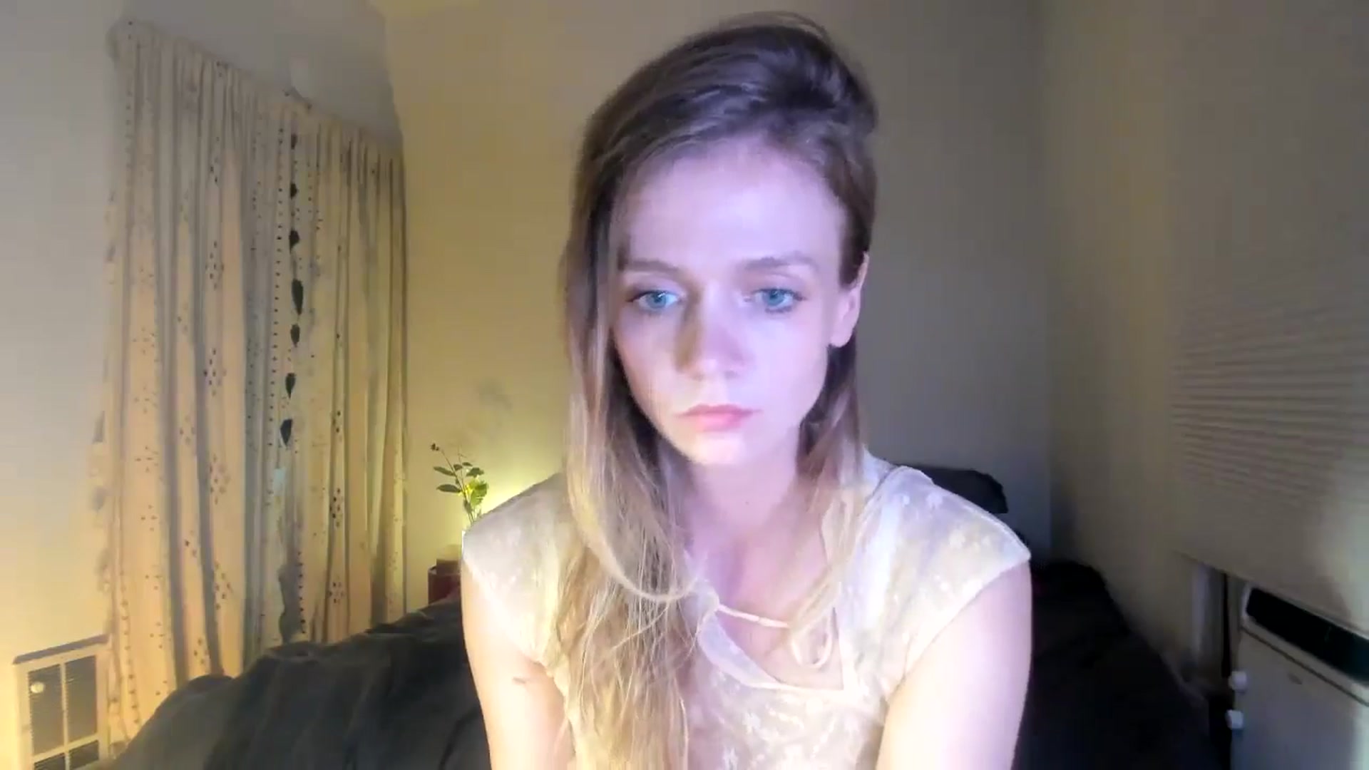 Gallery image thumbnail from Bdaymuffin's myfreecams stream on, 08/04/2024, 06:00 image 16 of 20