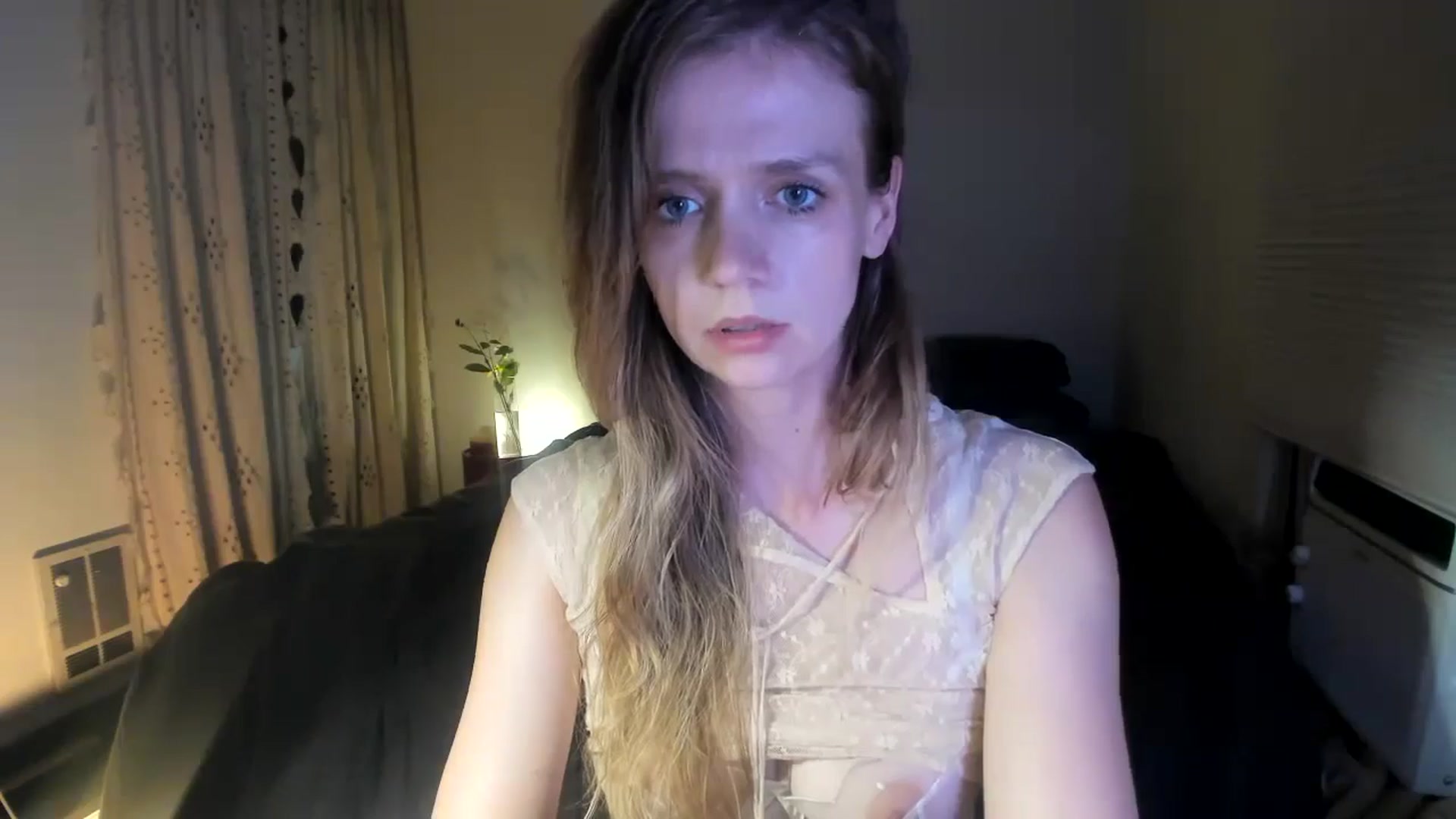 Gallery image thumbnail from Bdaymuffin's myfreecams stream on, 08/04/2024, 06:00 image 20 of 20