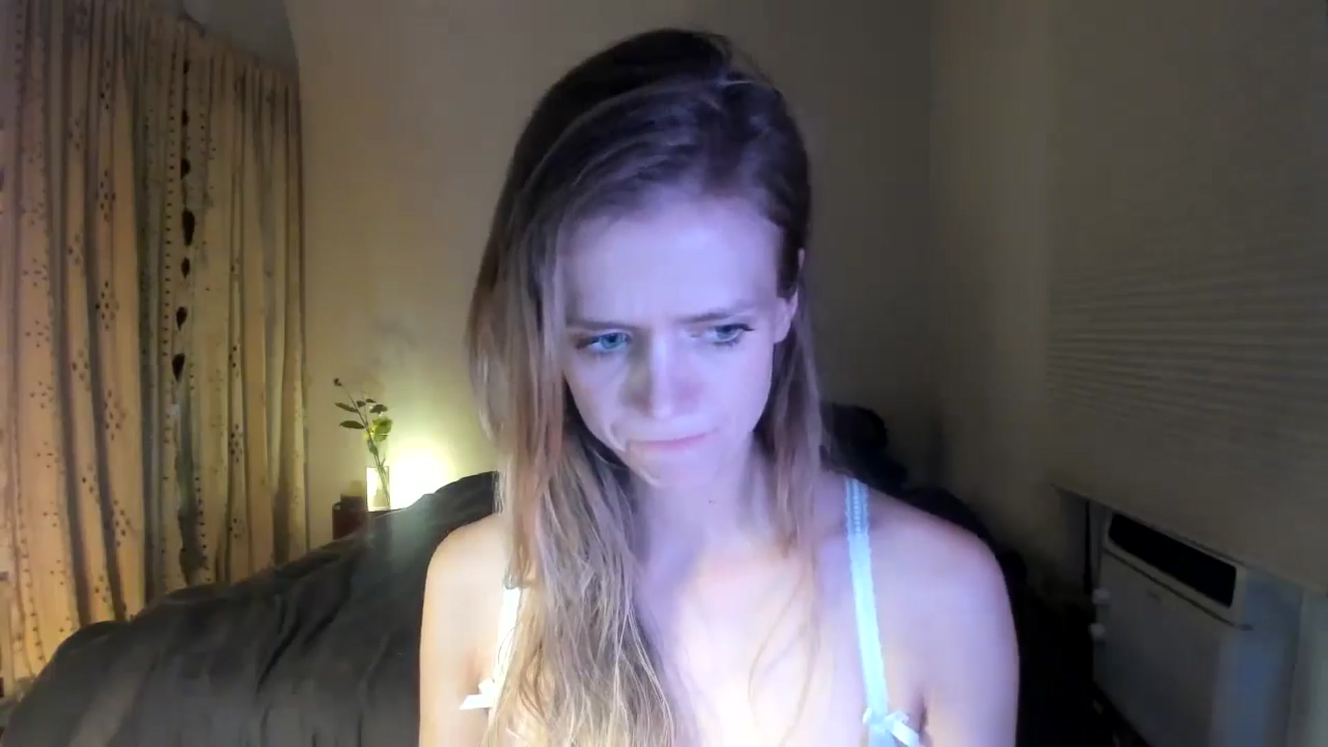 Gallery image thumbnail from Bdaymuffin's myfreecams stream on, 08/04/2024, 08:46 image 5 of 20