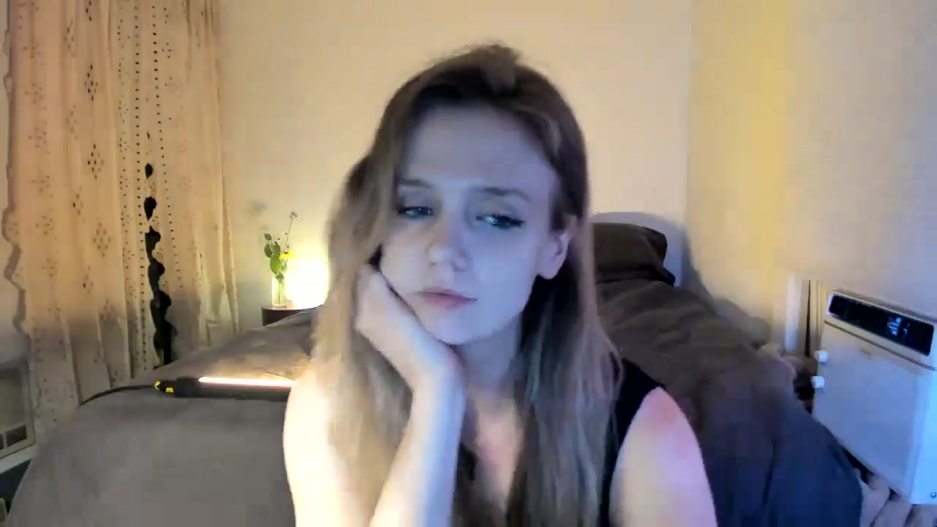 Gallery image thumbnail from Bdaymuffin's myfreecams stream on, 08/06/2024, 06:04 image 15 of 20