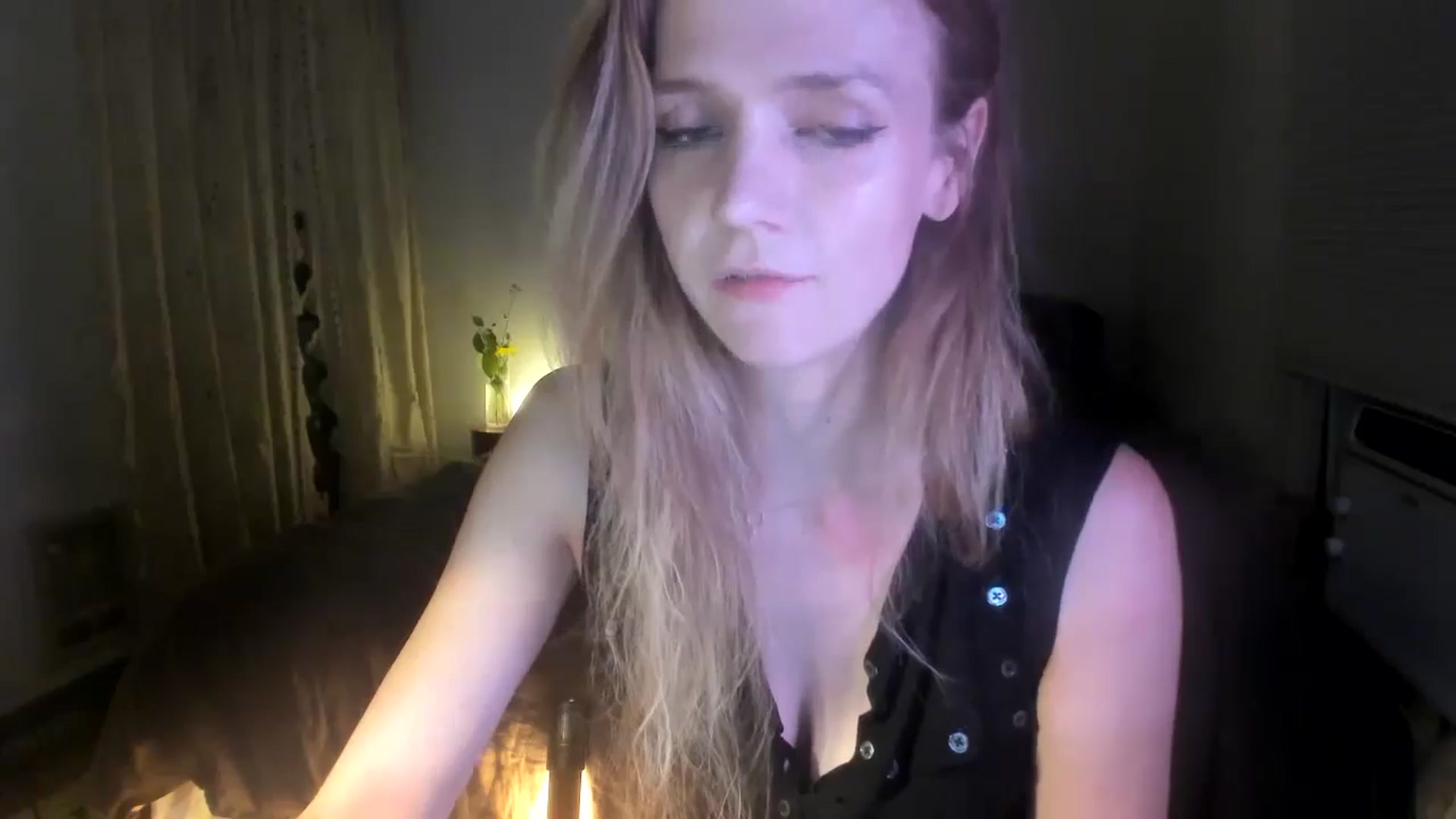 Gallery image thumbnail from Bdaymuffin's myfreecams stream on, 08/06/2024, 06:04 image 7 of 20