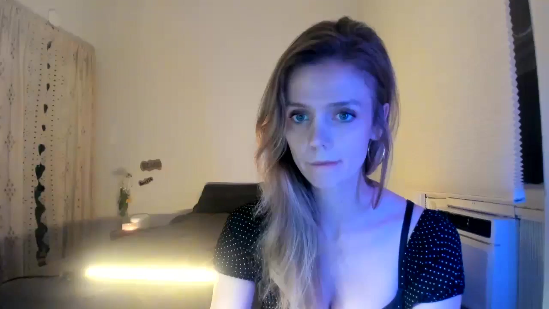 Gallery image thumbnail from Bdaymuffin's myfreecams stream on, 08/08/2024, 05:09 image 9 of 20