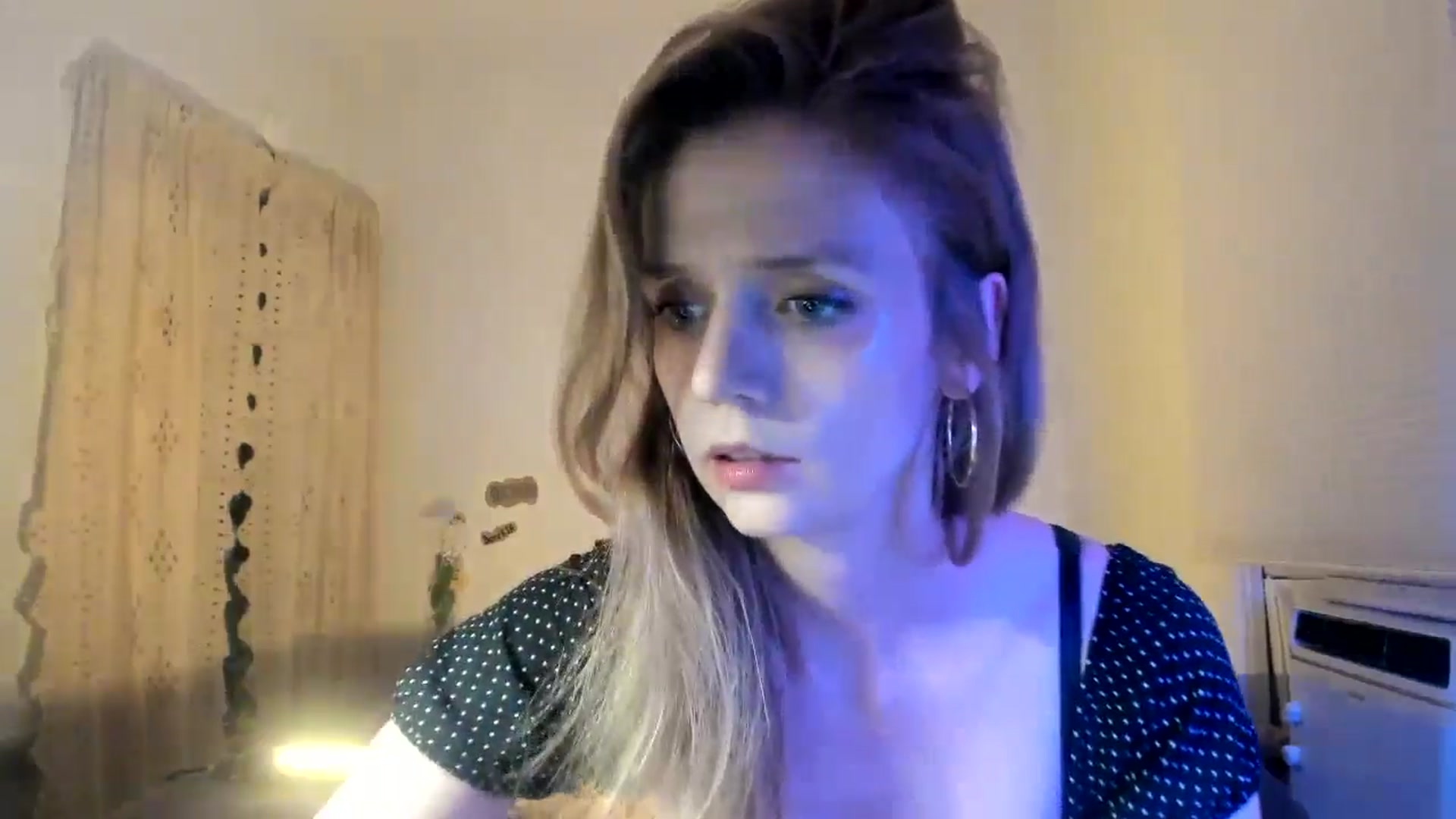 Gallery image thumbnail from Bdaymuffin's myfreecams stream on, 08/08/2024, 05:09 image 4 of 20