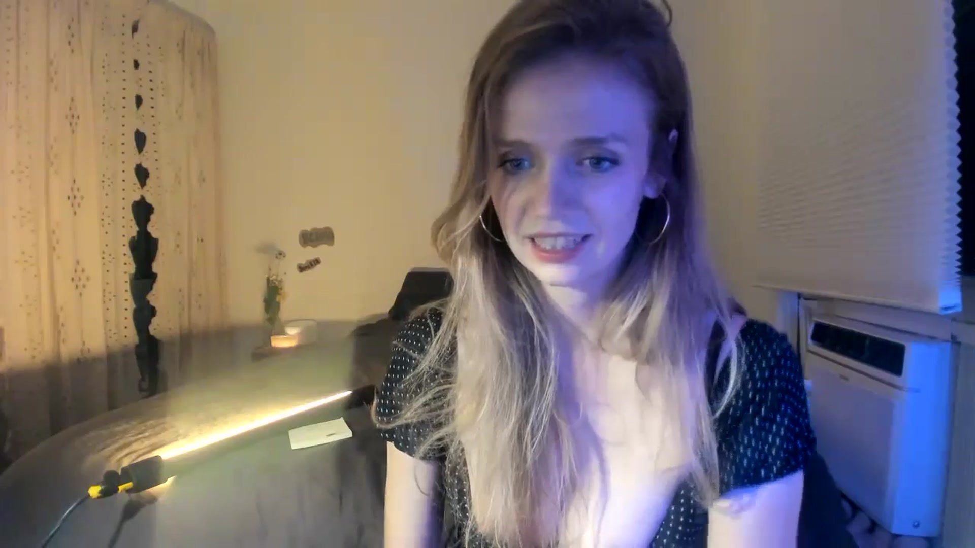 Gallery image thumbnail from Bdaymuffin's myfreecams stream on, 08/08/2024, 06:28 image 14 of 20