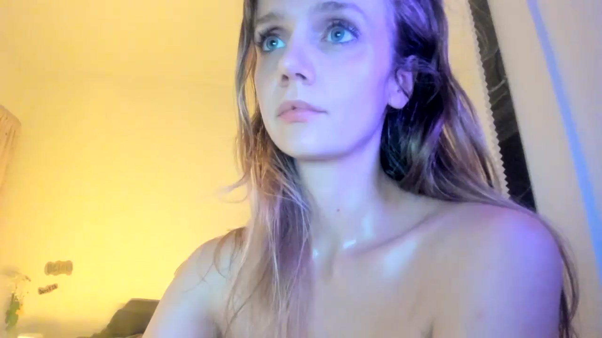Gallery image thumbnail from Bdaymuffin's myfreecams stream on, 08/08/2024, 07:33 image 4 of 20