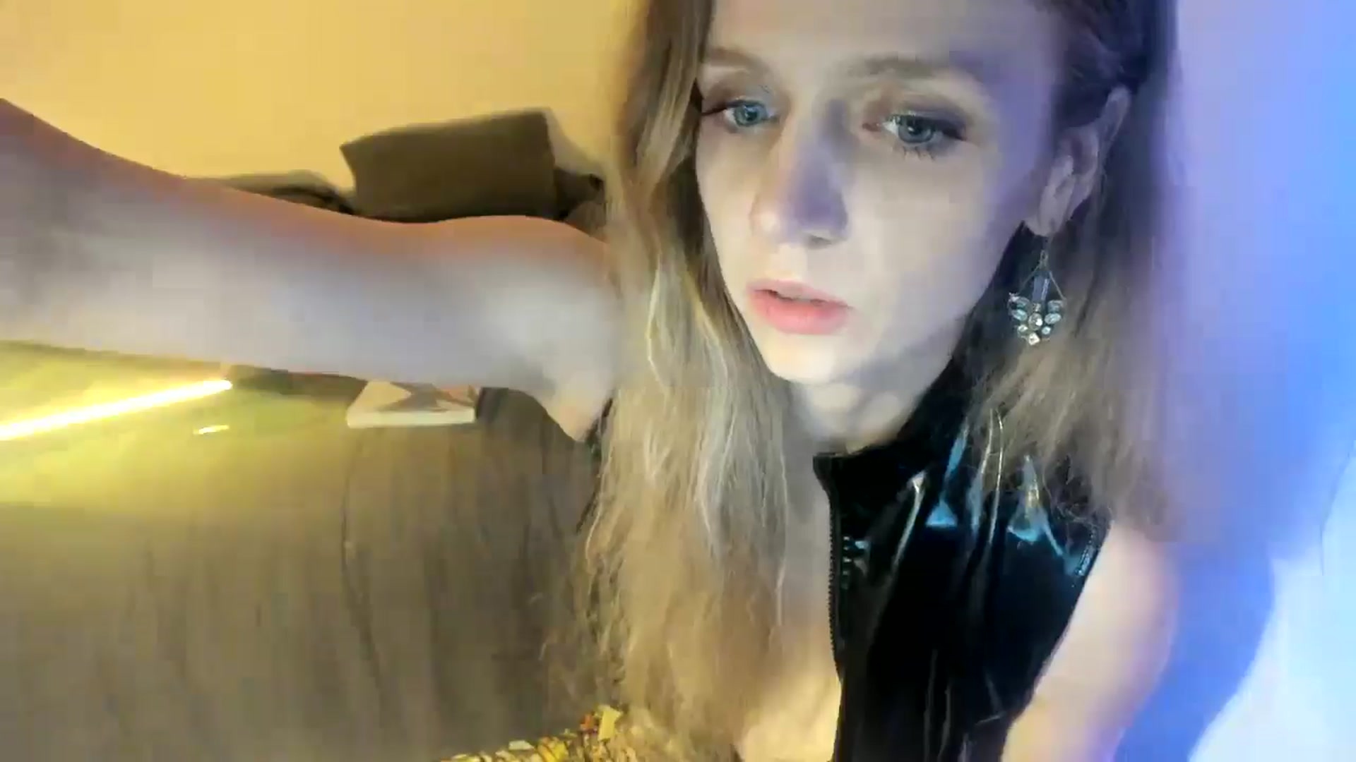 Gallery image thumbnail from Bdaymuffin's myfreecams stream on, 08/09/2024, 06:45 image 12 of 20