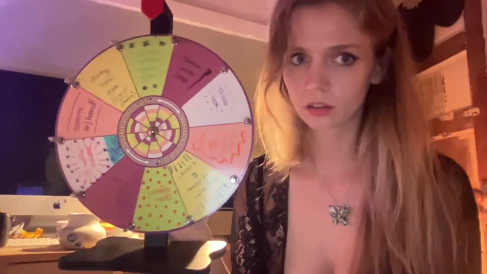 Gallery image thumbnail from Bdaymuffin's myfreecams stream on, 08/11/2024, 08:09 image 9 of 20