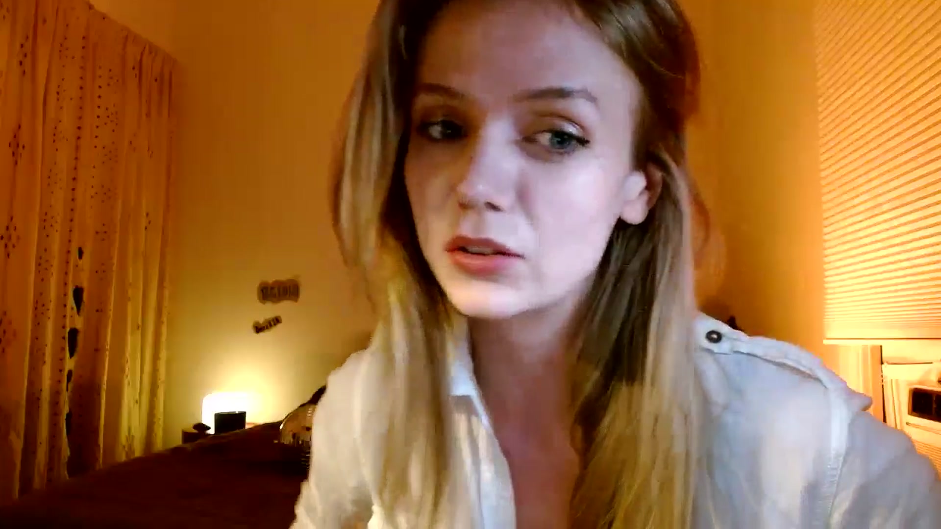 Gallery image thumbnail from Bdaymuffin's myfreecams stream on, 08/22/2024, 04:10 image 18 of 20