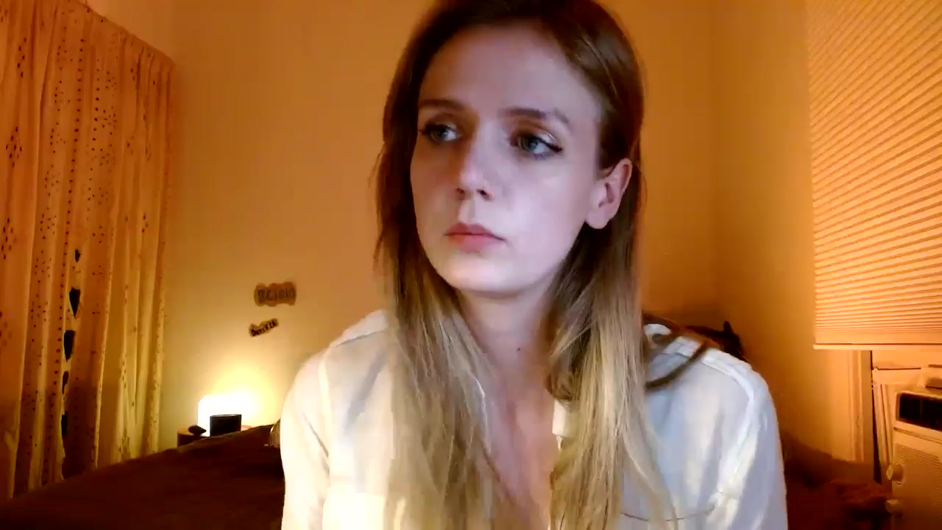 Gallery image thumbnail from Bdaymuffin's myfreecams stream on, 08/22/2024, 05:10 image 3 of 20