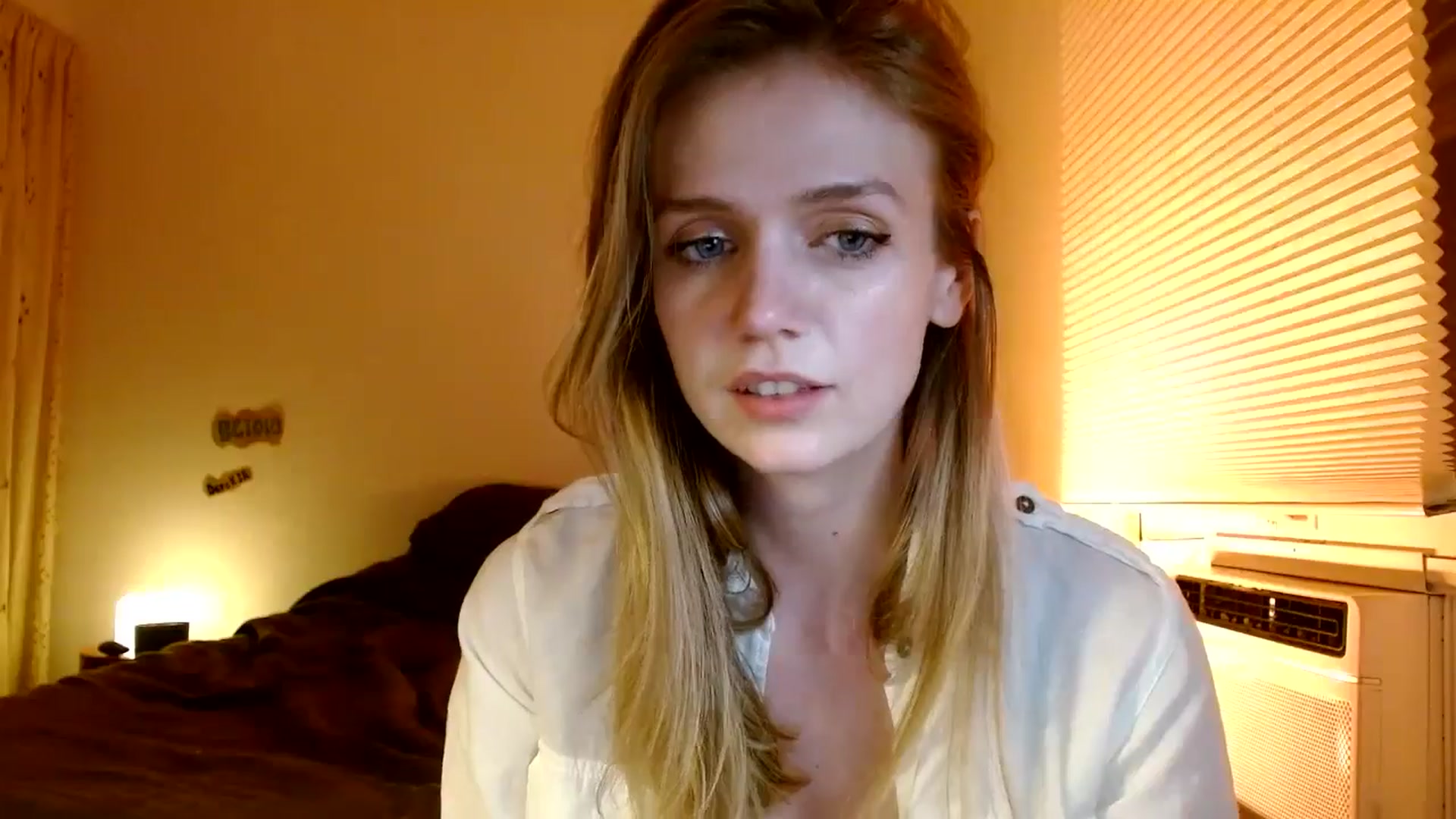 Gallery image thumbnail from Bdaymuffin's myfreecams stream on, 08/22/2024, 05:58 image 9 of 20