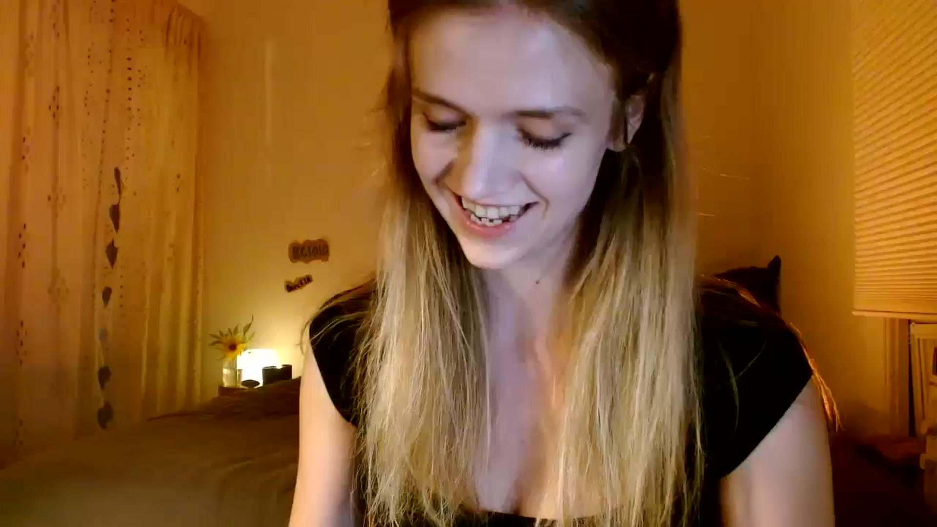 Gallery image thumbnail from Bdaymuffin's myfreecams stream on, 08/23/2024, 05:53 image 1 of 20