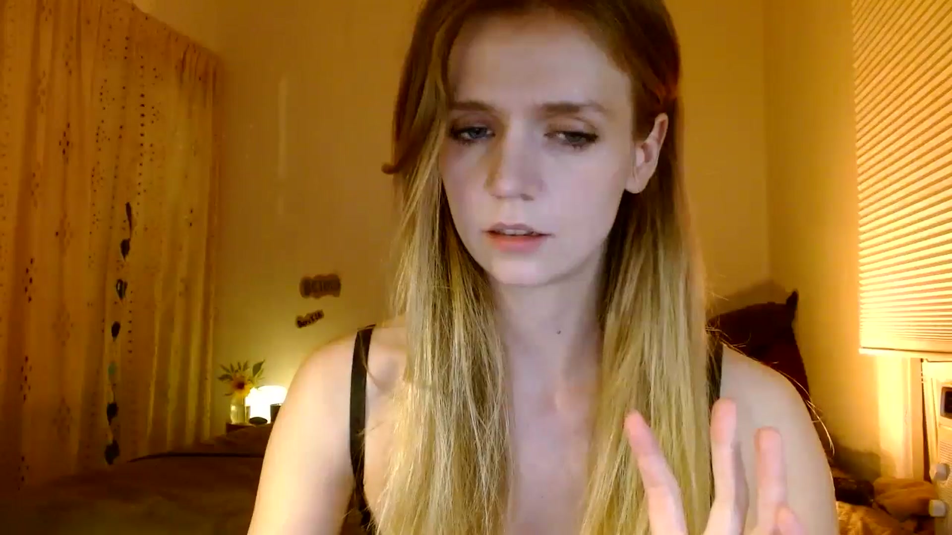 Gallery image thumbnail from Bdaymuffin's myfreecams stream on, 08/23/2024, 05:53 image 16 of 20