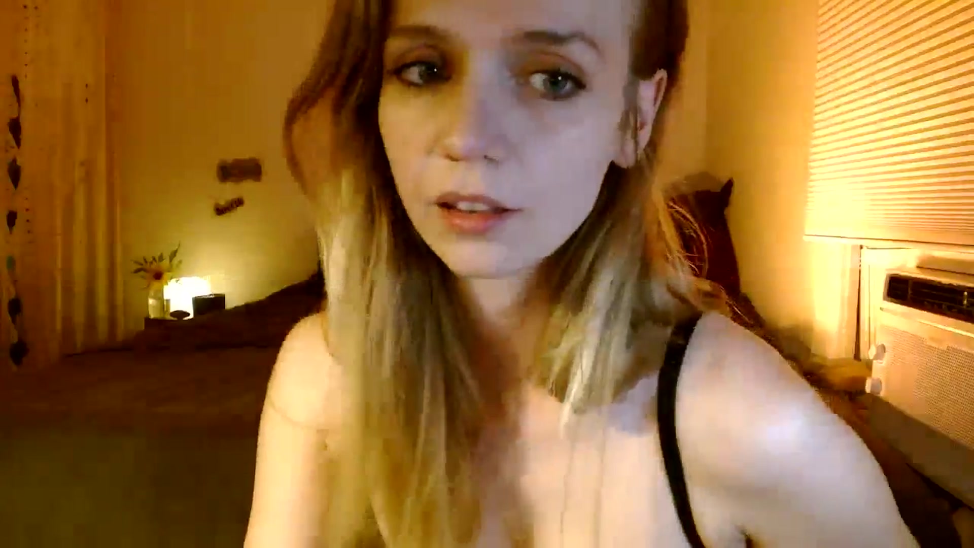 Gallery image thumbnail from Bdaymuffin's myfreecams stream on, 08/23/2024, 05:53 image 6 of 20
