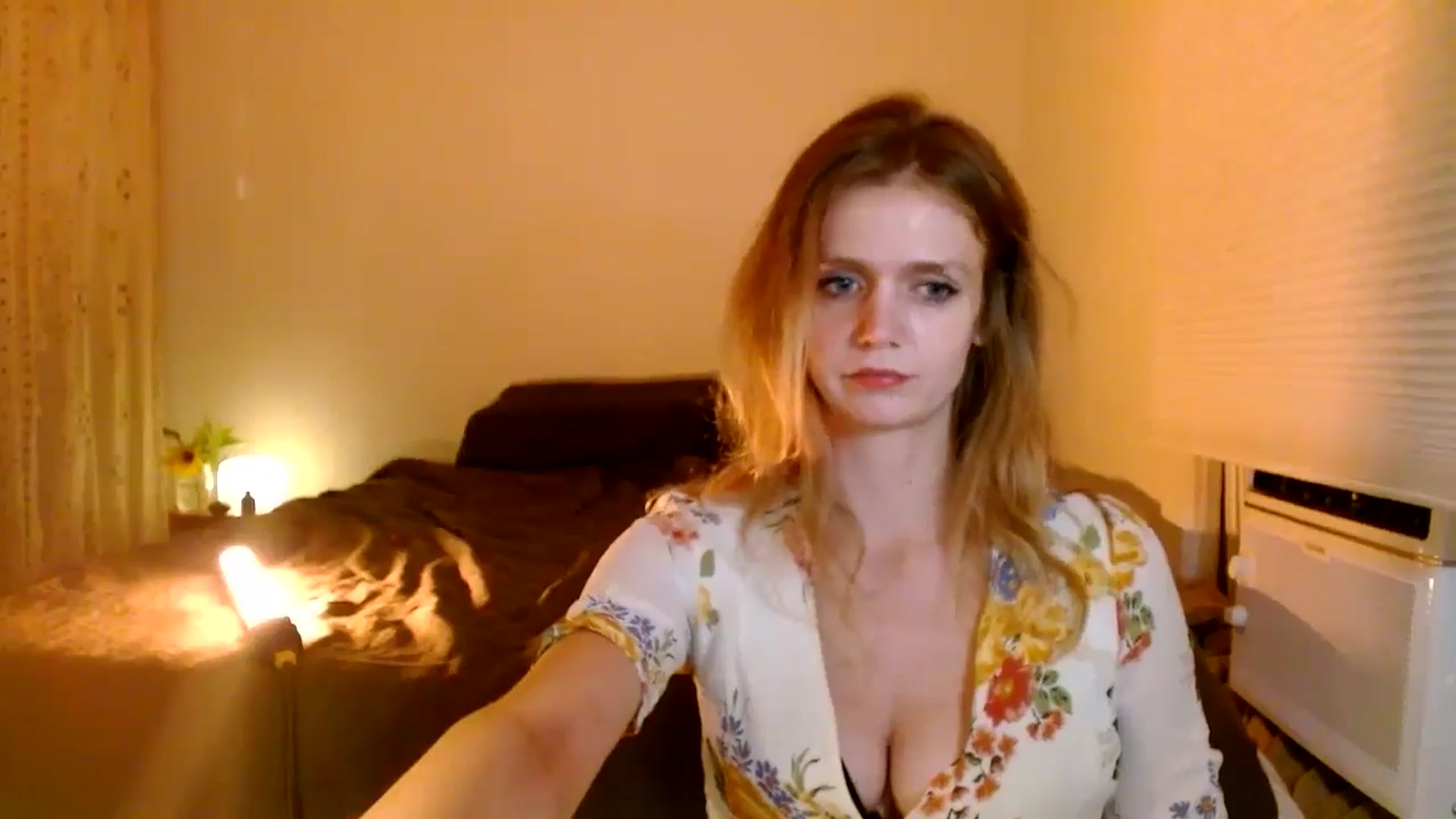 Gallery image thumbnail from Bdaymuffin's myfreecams stream on, 08/25/2024, 07:58 image 4 of 20