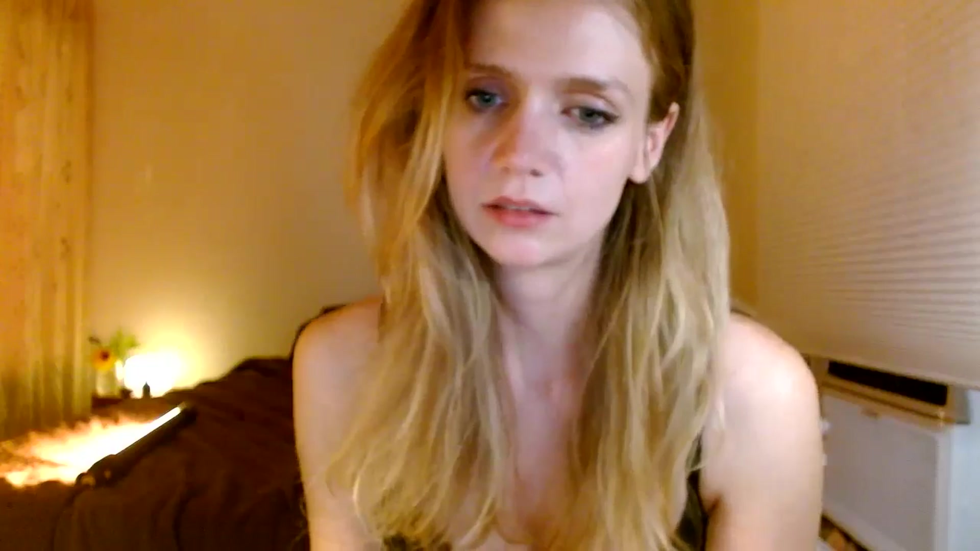 Gallery image thumbnail from Bdaymuffin's myfreecams stream on, 08/25/2024, 07:58 image 12 of 20