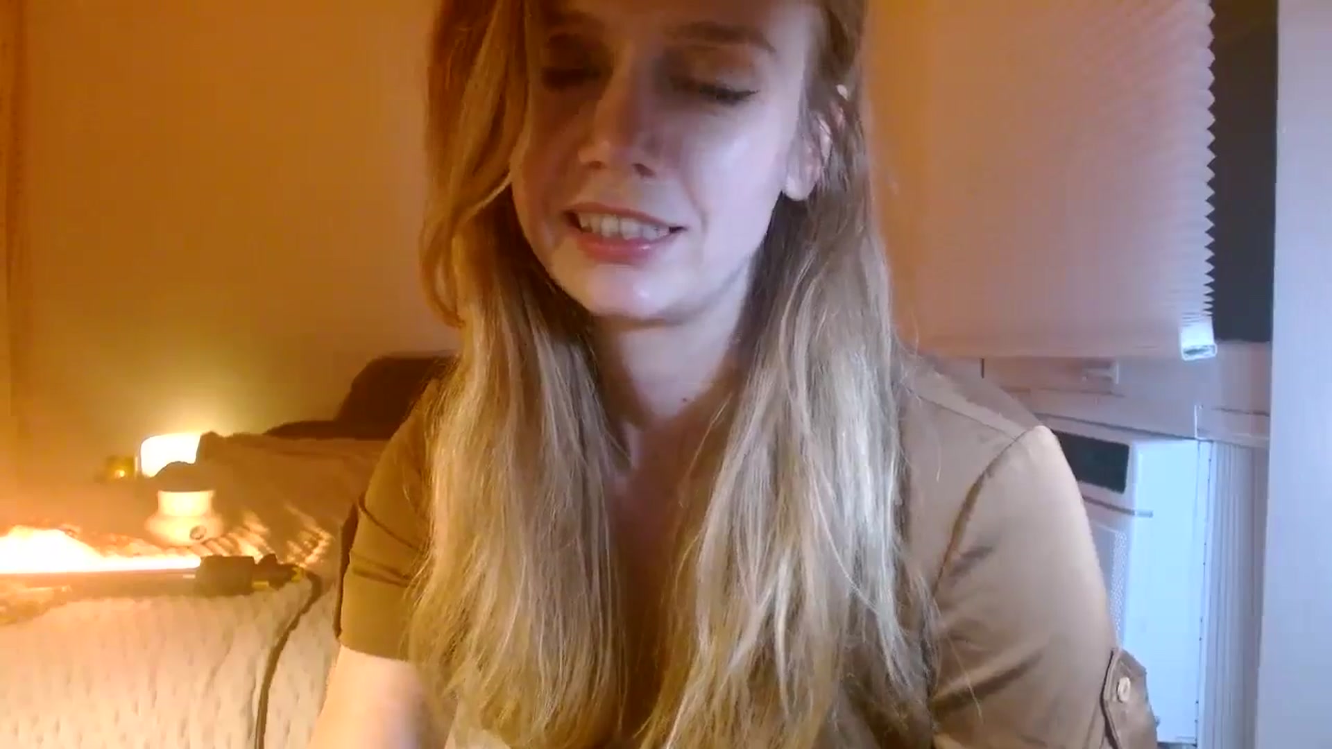 Gallery image thumbnail from Bdaymuffin's myfreecams stream on, 08/27/2024, 07:01 image 20 of 20