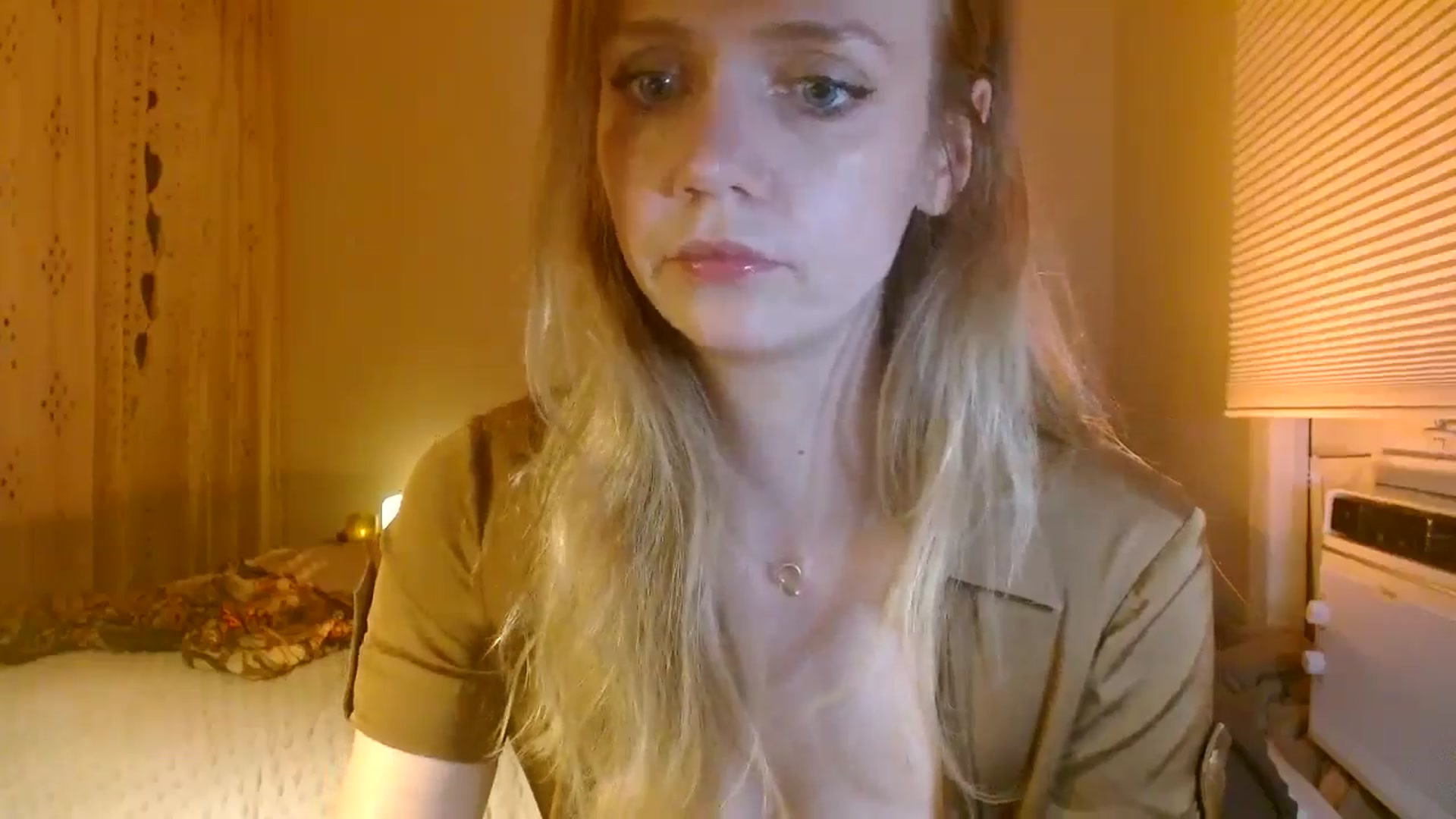 Gallery image thumbnail from Bdaymuffin's myfreecams stream on, 08/27/2024, 07:01 image 18 of 20