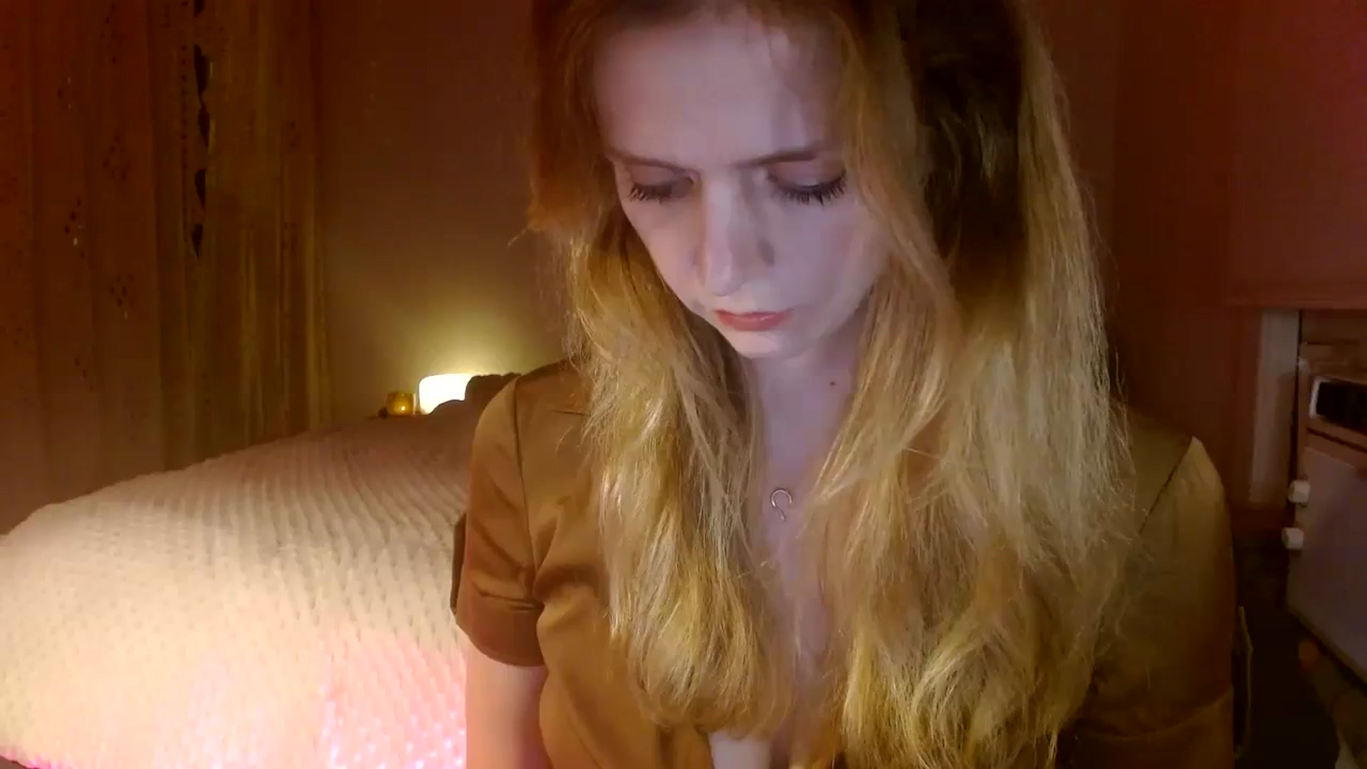 Gallery image thumbnail from Bdaymuffin's myfreecams stream on, 08/27/2024, 07:01 image 1 of 20