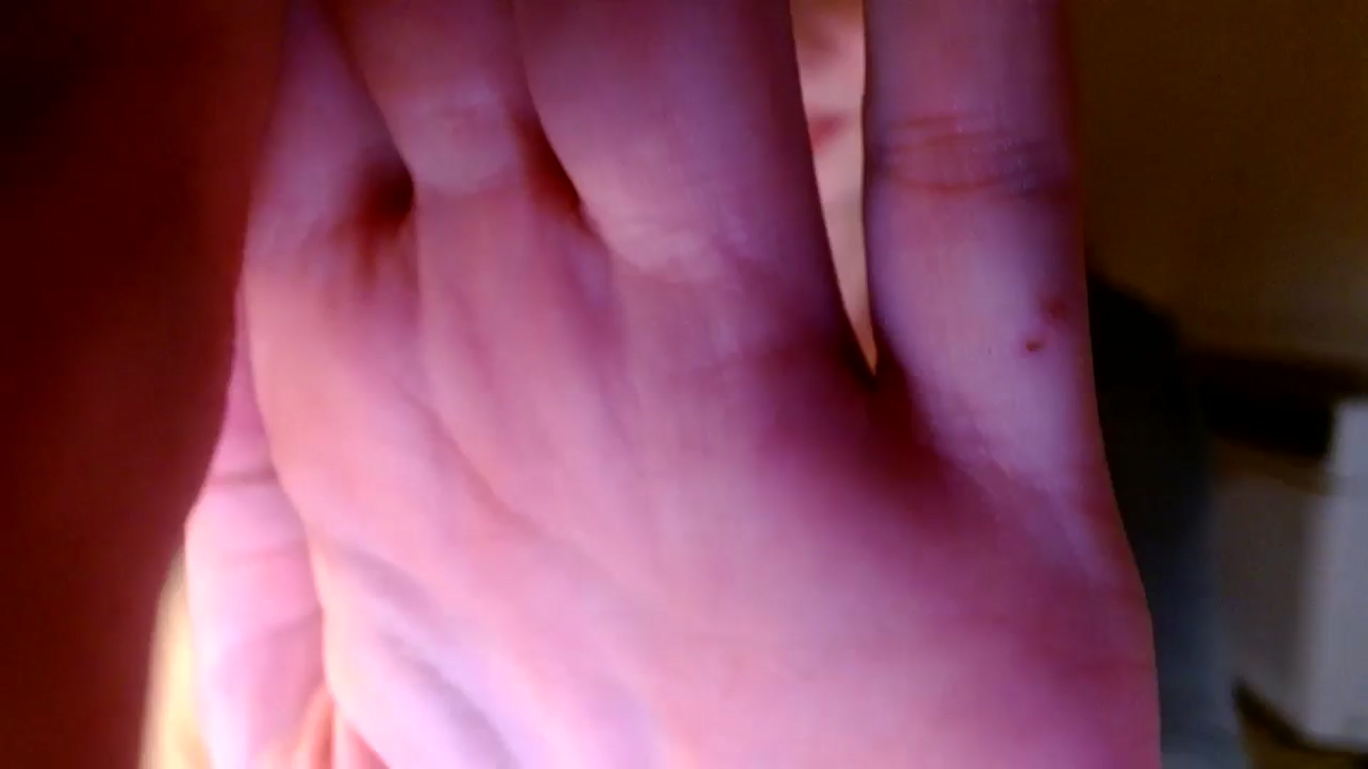 Gallery image thumbnail from Bdaymuffin's myfreecams stream on, 08/28/2024, 08:20 image 7 of 20