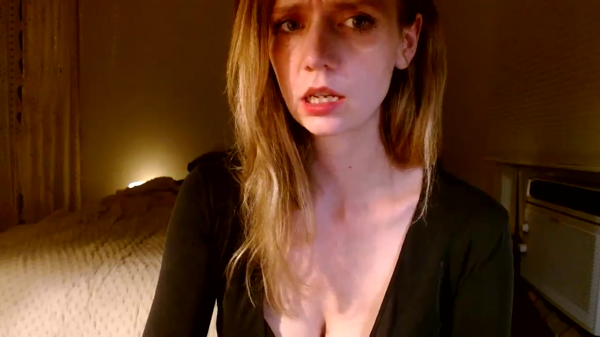 Gallery image thumbnail from Bdaymuffin's myfreecams stream on, 08/28/2024, 08:20 image 8 of 20