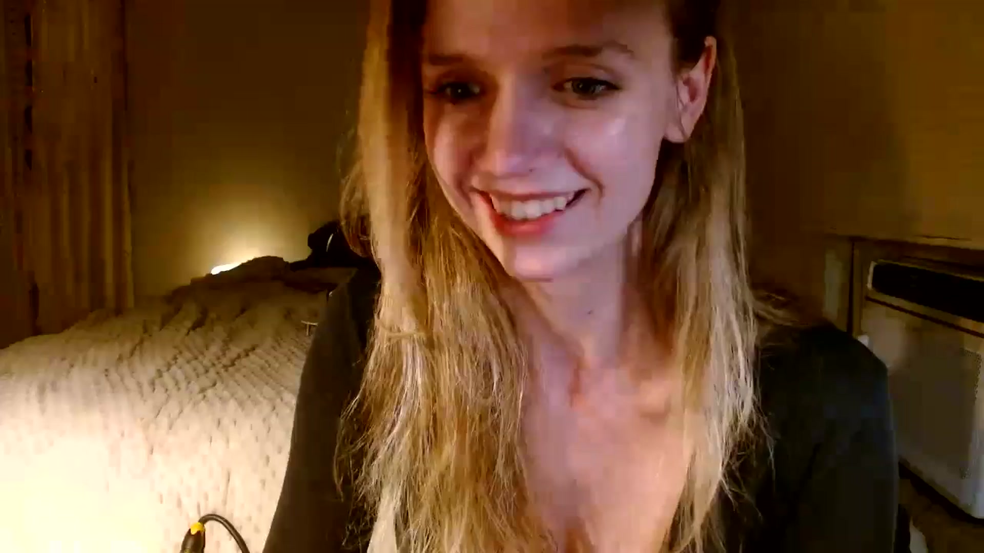 Gallery image thumbnail from Bdaymuffin's myfreecams stream on, 08/28/2024, 08:20 image 9 of 20