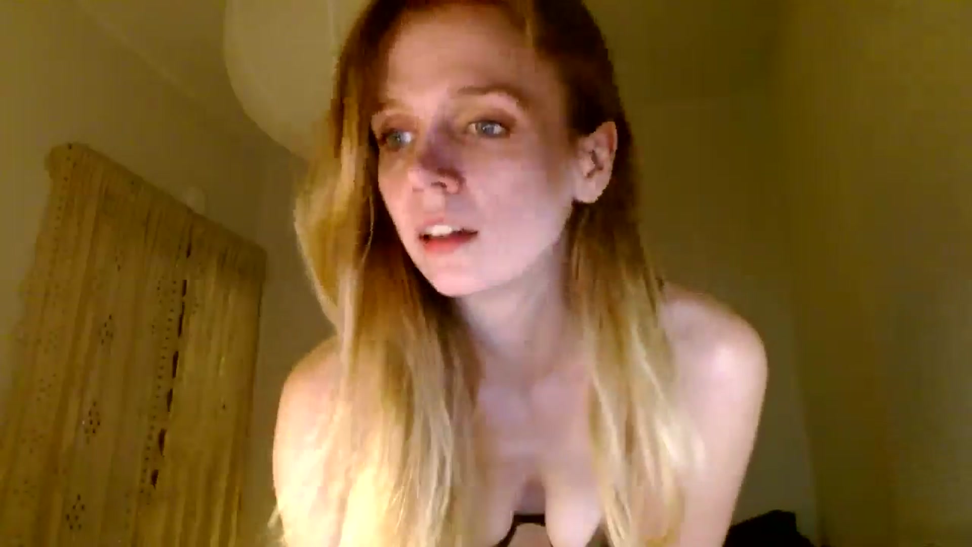 Gallery image thumbnail from Bdaymuffin's myfreecams stream on, 08/28/2024, 08:20 image 14 of 20