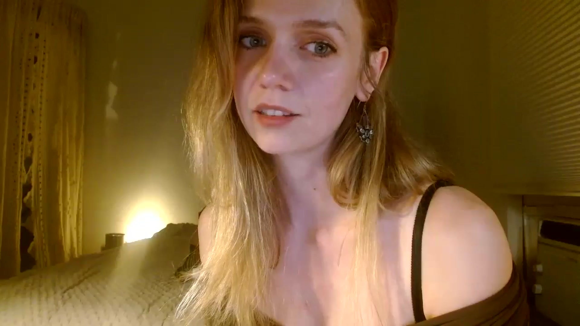 Gallery image thumbnail from Bdaymuffin's myfreecams stream on, 08/30/2024, 05:04 image 8 of 20