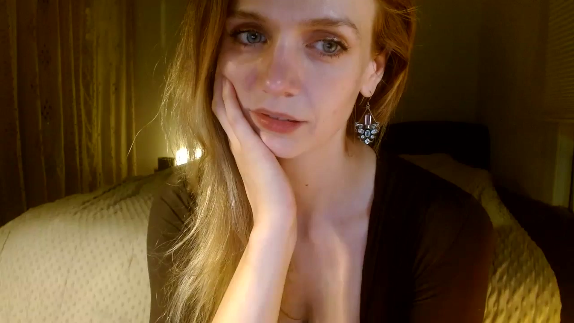 Gallery image thumbnail from Bdaymuffin's myfreecams stream on, 08/30/2024, 06:03 image 11 of 20