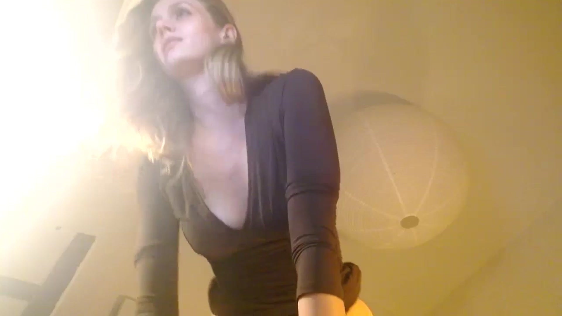Gallery image thumbnail from Bdaymuffin's myfreecams stream on, 08/30/2024, 06:03 image 8 of 20