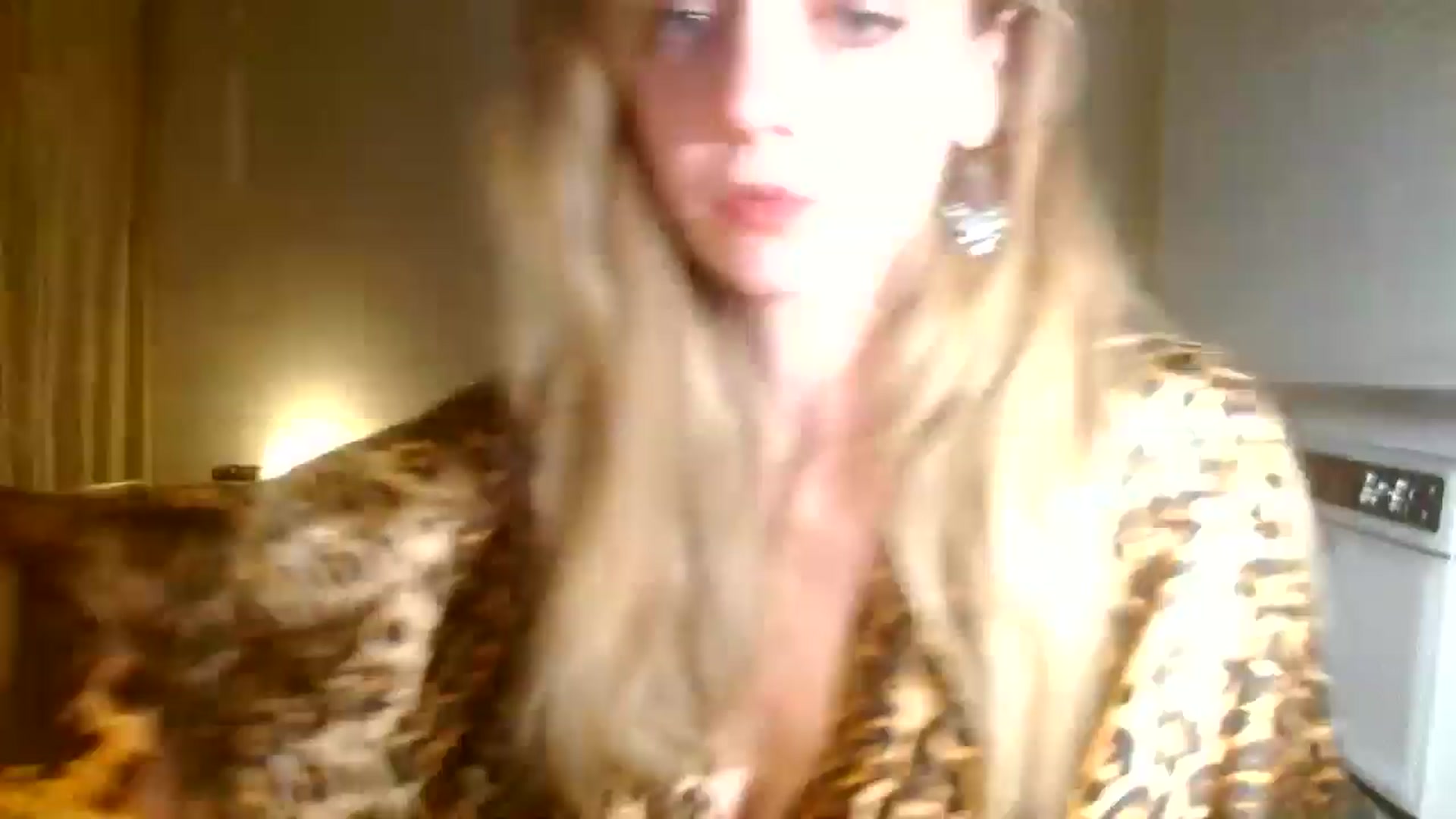 Gallery image thumbnail from Bdaymuffin's myfreecams stream on, 08/30/2024, 06:16 image 1 of 20