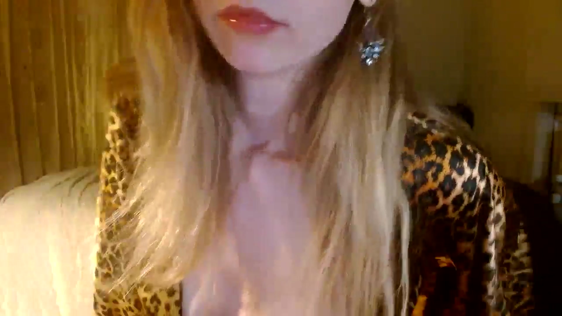 Gallery image thumbnail from Bdaymuffin's myfreecams stream on, 08/30/2024, 06:16 image 15 of 20