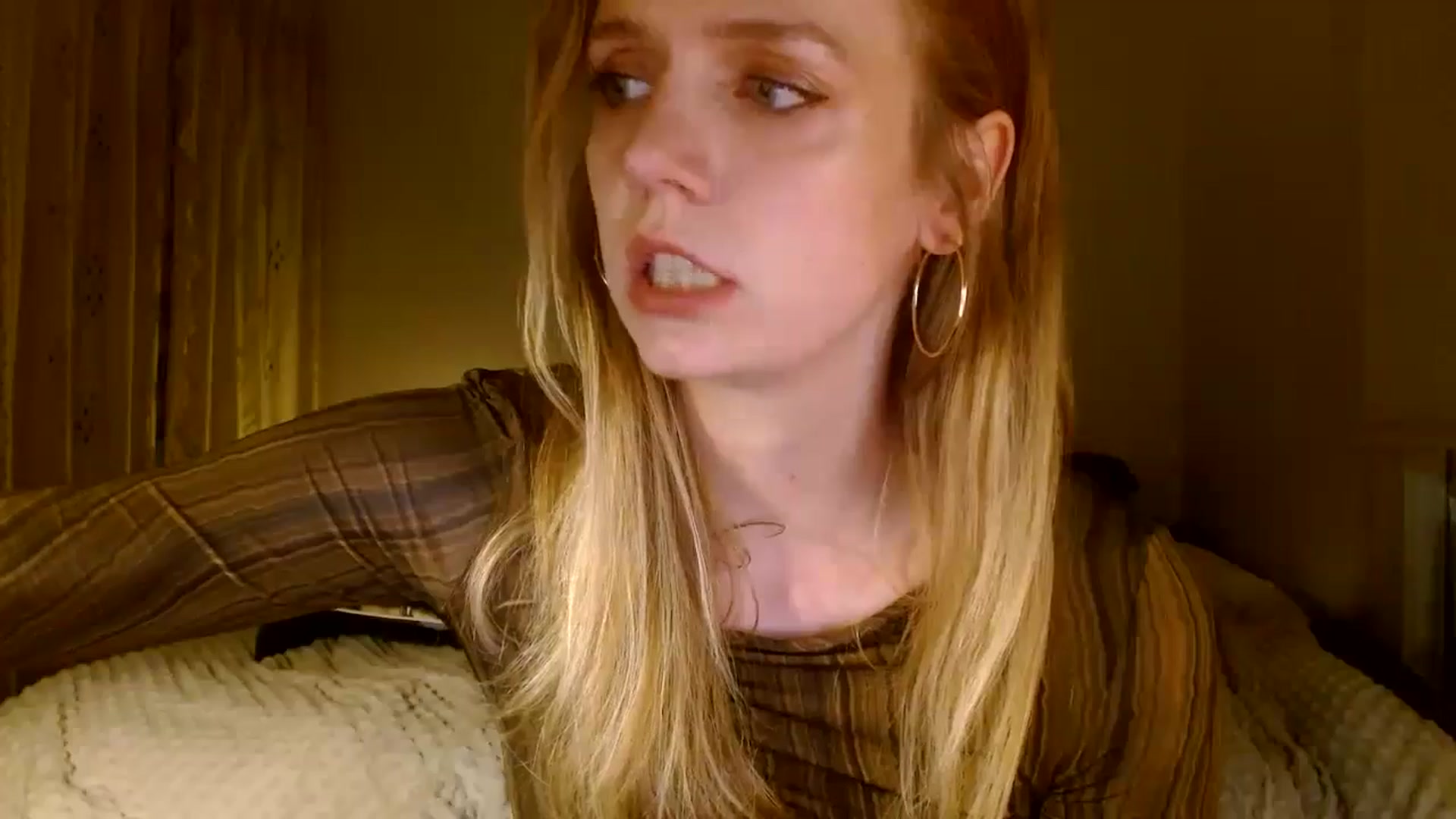 Gallery image thumbnail from Bdaymuffin's myfreecams stream on, 08/31/2024, 05:15 image 17 of 20
