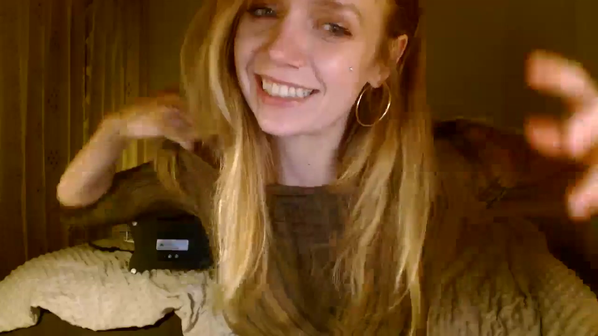 Gallery image thumbnail from Bdaymuffin's myfreecams stream on, 08/31/2024, 06:02 image 16 of 20