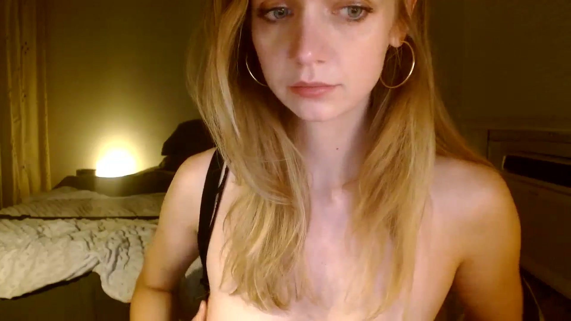 Gallery image thumbnail from Bdaymuffin's myfreecams stream on, 08/31/2024, 07:26 image 3 of 20