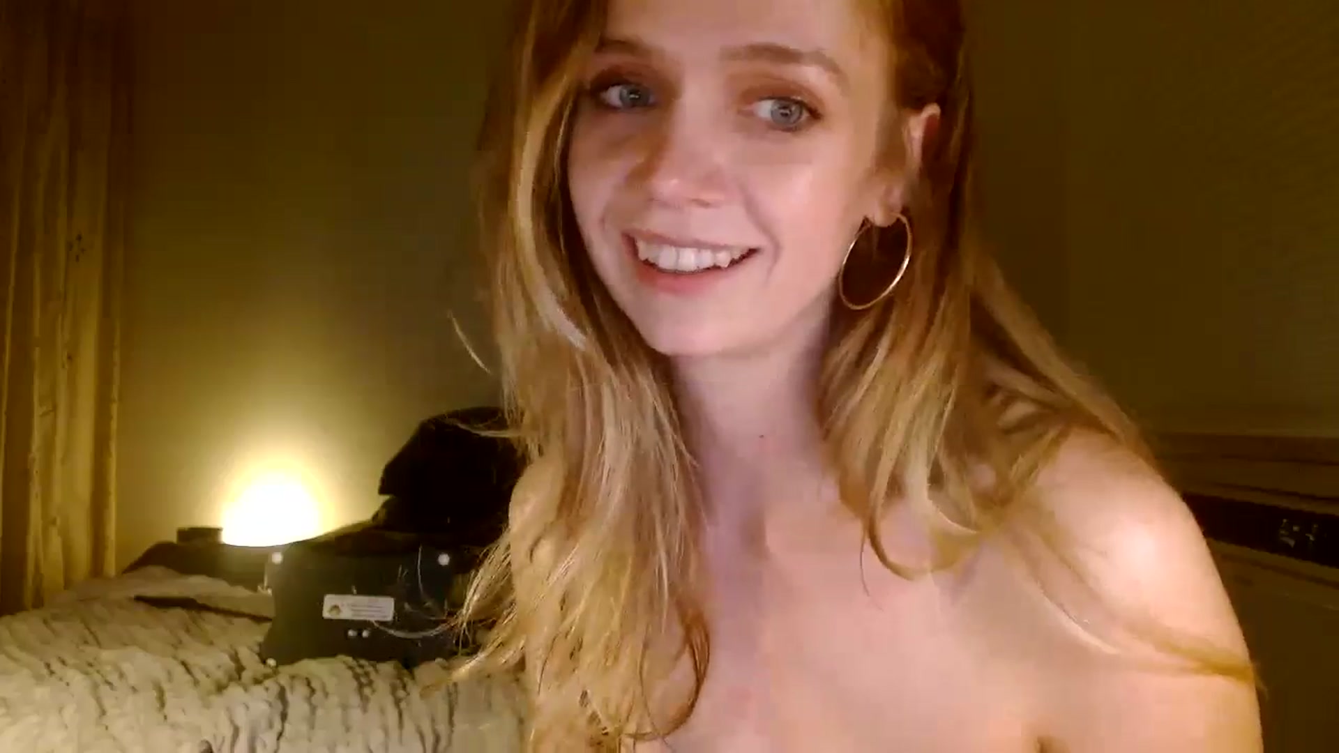 Gallery image thumbnail from Bdaymuffin's myfreecams stream on, 08/31/2024, 07:26 image 11 of 20