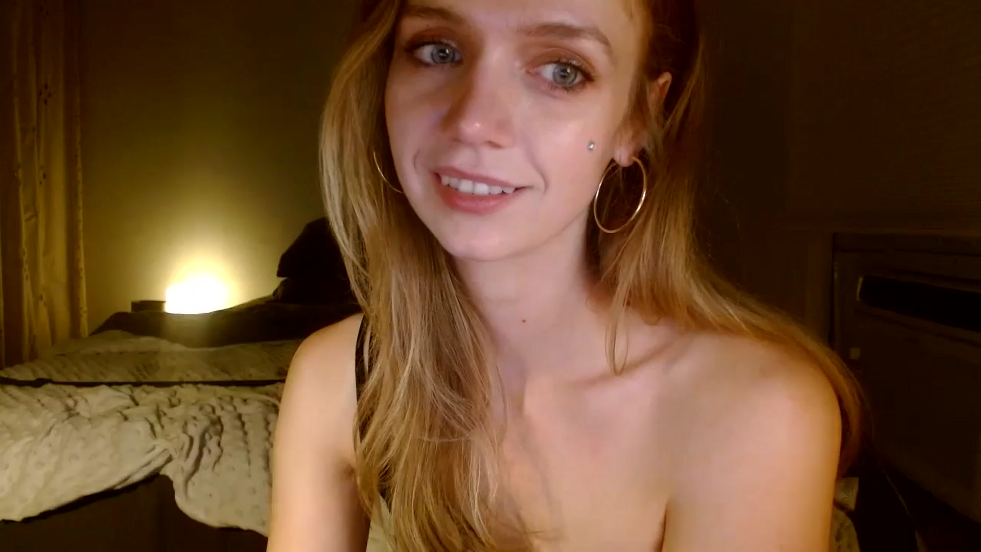 Gallery image thumbnail from Bdaymuffin's myfreecams stream on, 08/31/2024, 07:26 image 1 of 20
