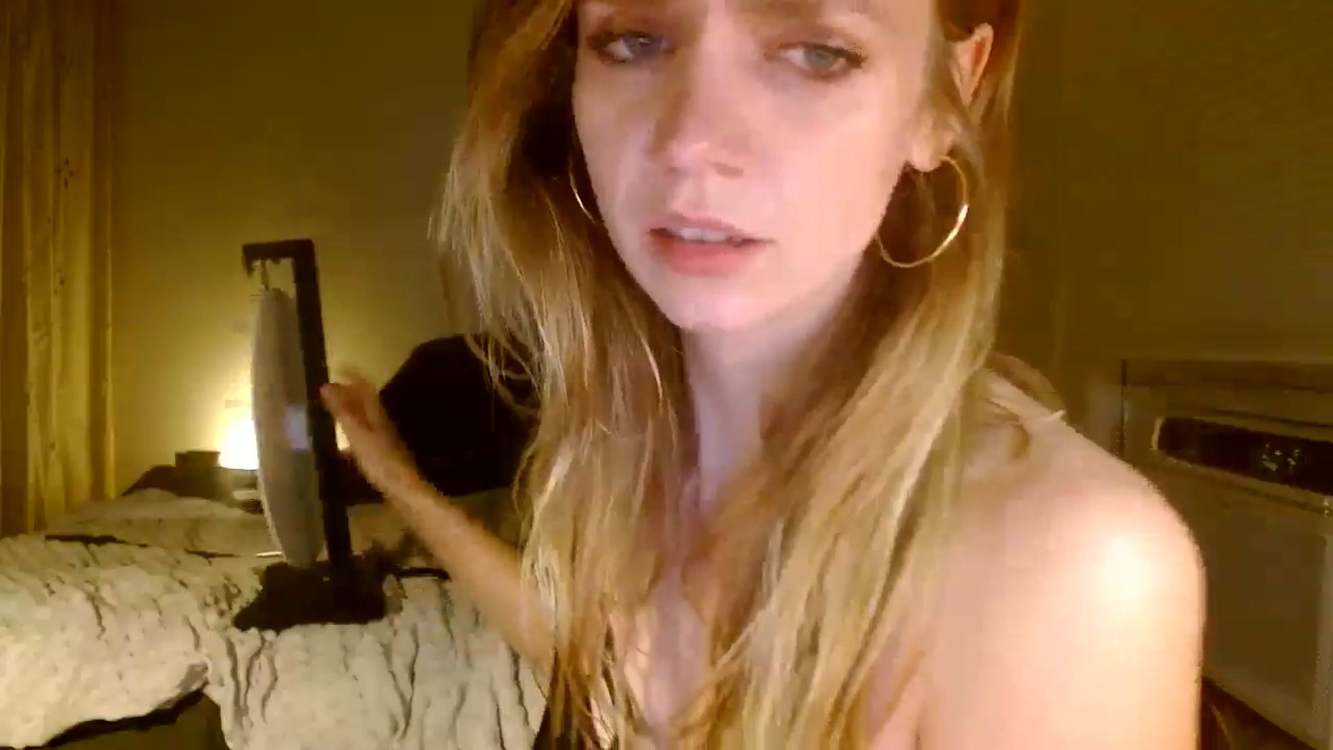 Gallery image thumbnail from Bdaymuffin's myfreecams stream on, 08/31/2024, 07:26 image 9 of 20