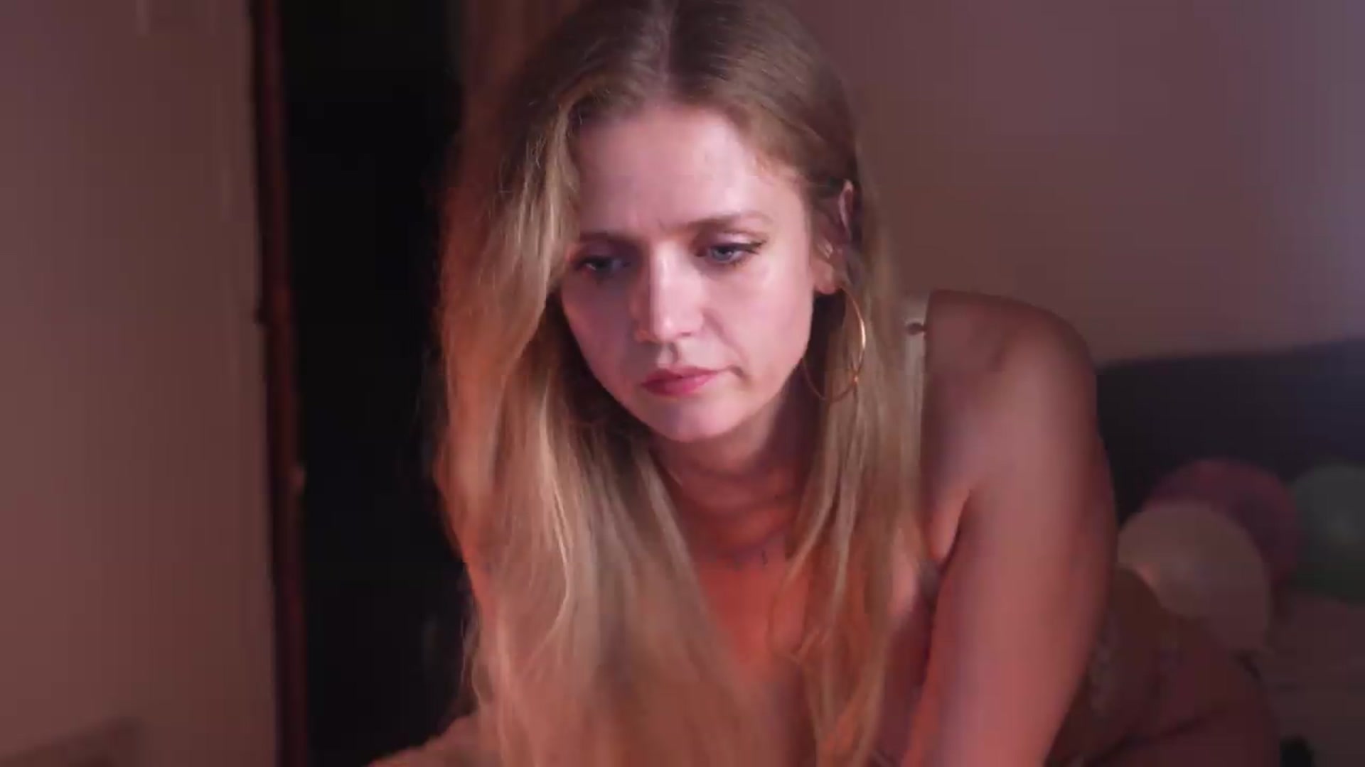 Gallery image thumbnail from Bdaymuffin's myfreecams stream on, 08/16/2026, 06:18 image 11 of 20