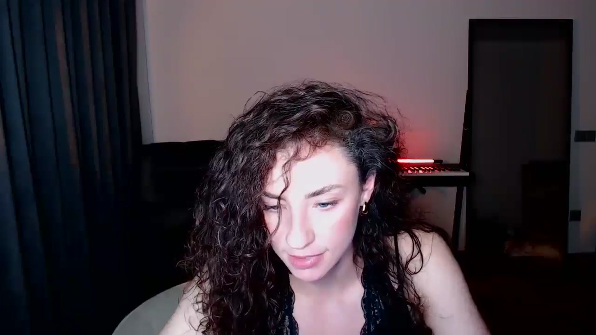 Gallery image thumbnail from BeWonderful's myfreecams stream on, 07/05/2025, 19:19 image 16 of 20