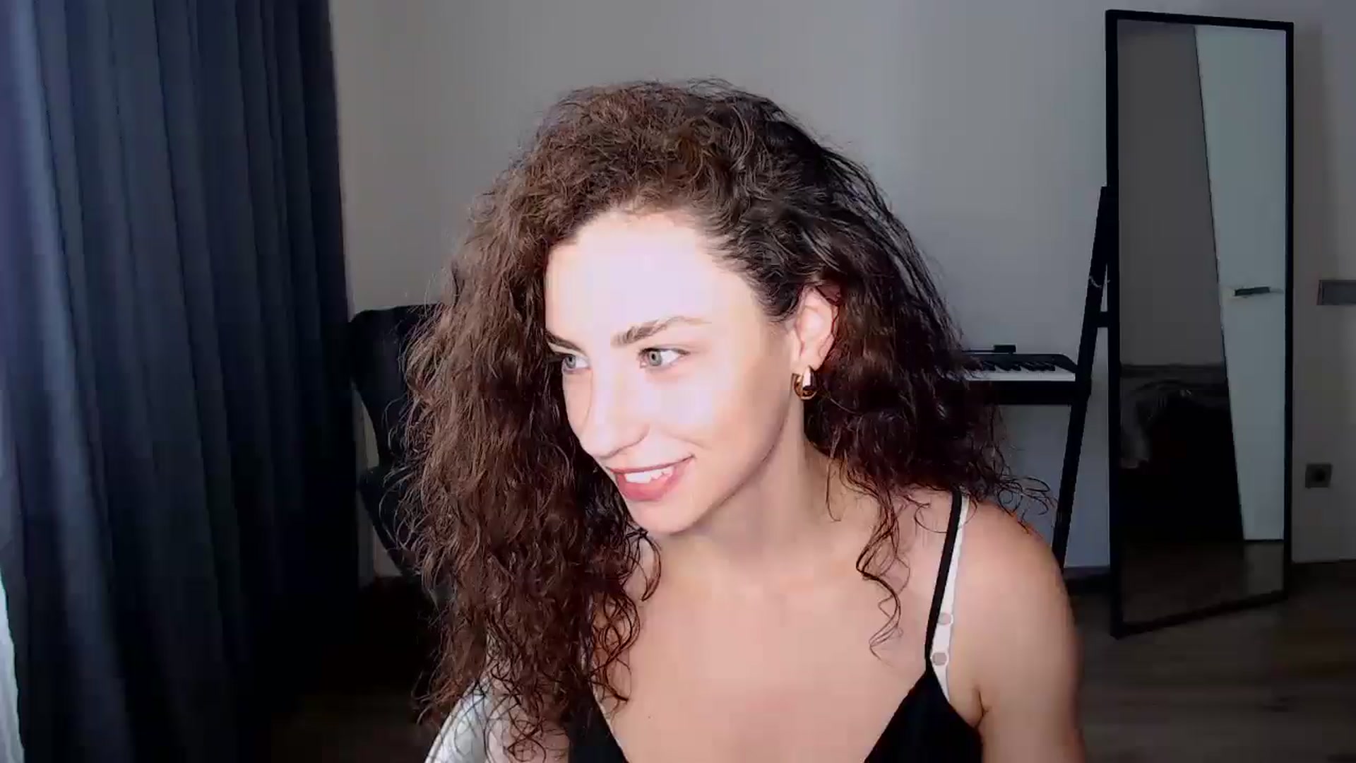 Gallery image thumbnail from BeWonderful's myfreecams stream on, 07/07/2025, 13:13 image 11 of 20