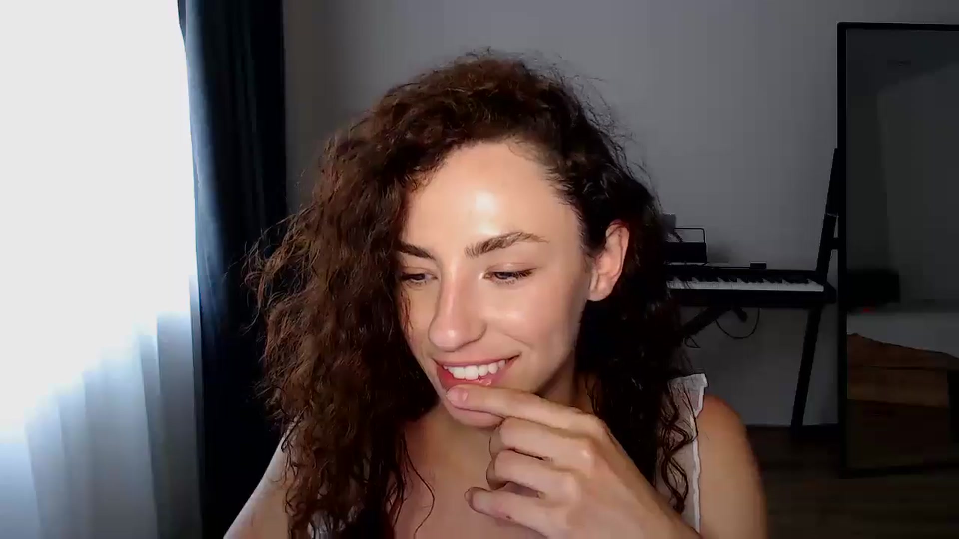 Gallery image thumbnail from BeWonderful's myfreecams stream on, 07/12/2025, 15:14 image 15 of 20