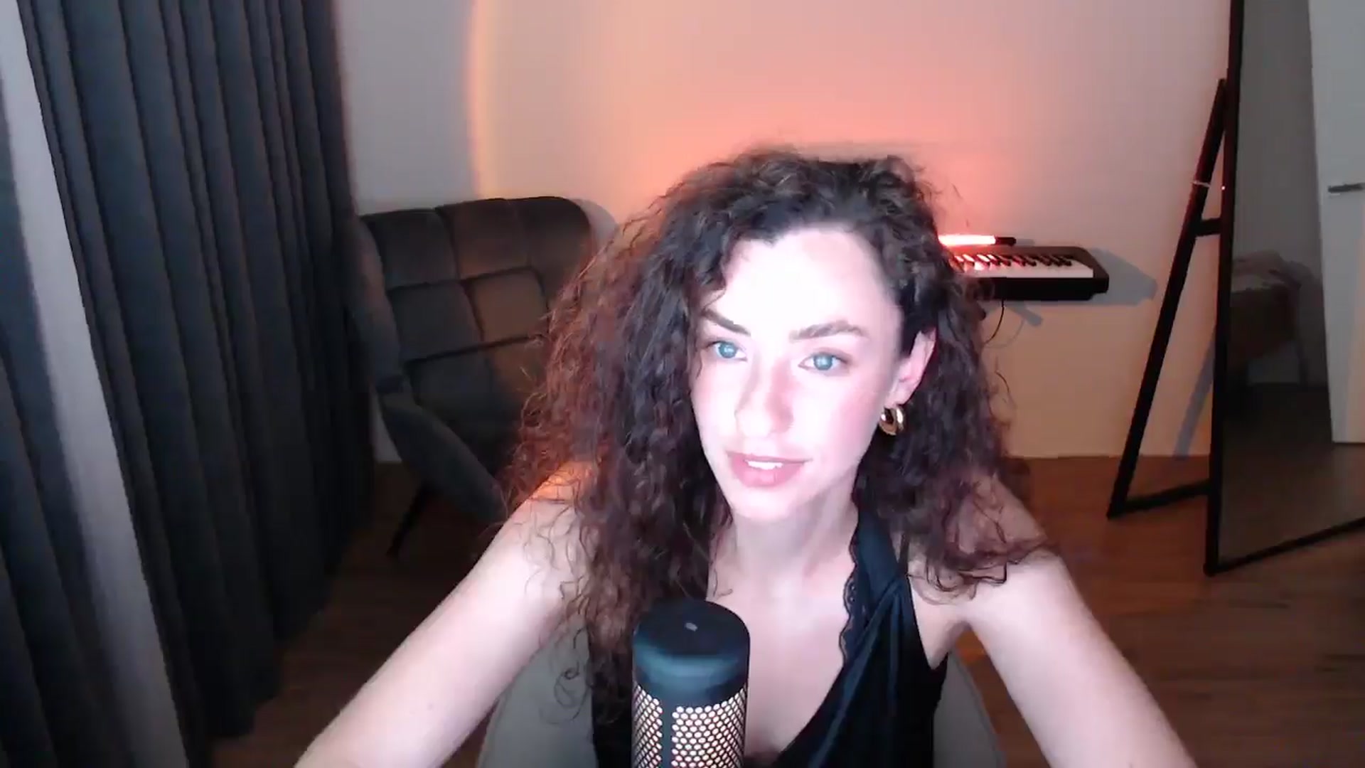 Gallery image thumbnail from BeWonderful's myfreecams stream on, 07/16/2025, 20:46 image 3 of 20