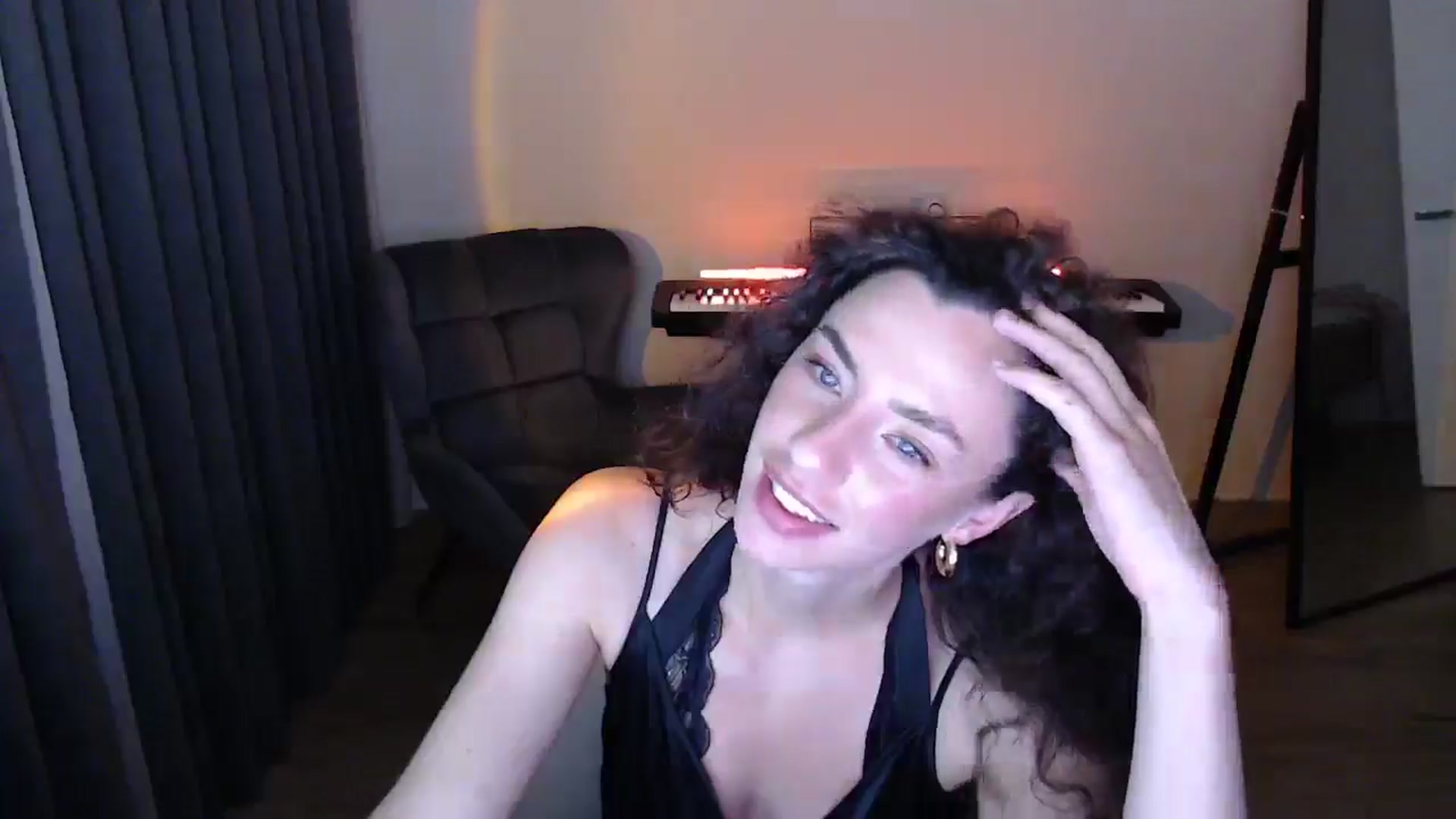 Gallery image thumbnail from BeWonderful's myfreecams stream on, 07/16/2025, 20:46 image 17 of 20