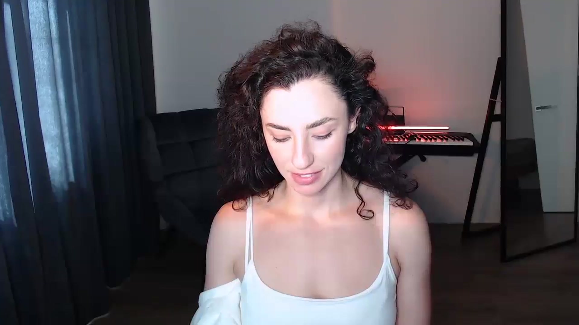 Gallery image thumbnail from BeWonderful's myfreecams stream on, 08/02/2025, 12:08 image 14 of 20