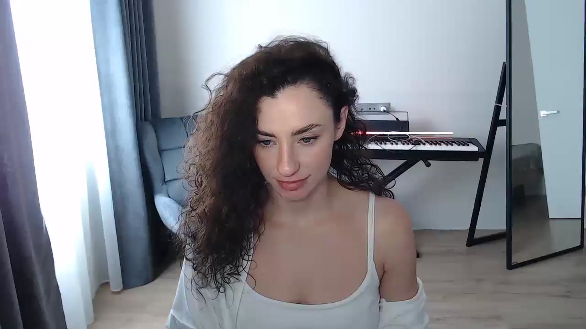 Gallery image thumbnail from BeWonderful's myfreecams stream on, 08/02/2025, 12:08 image 5 of 20