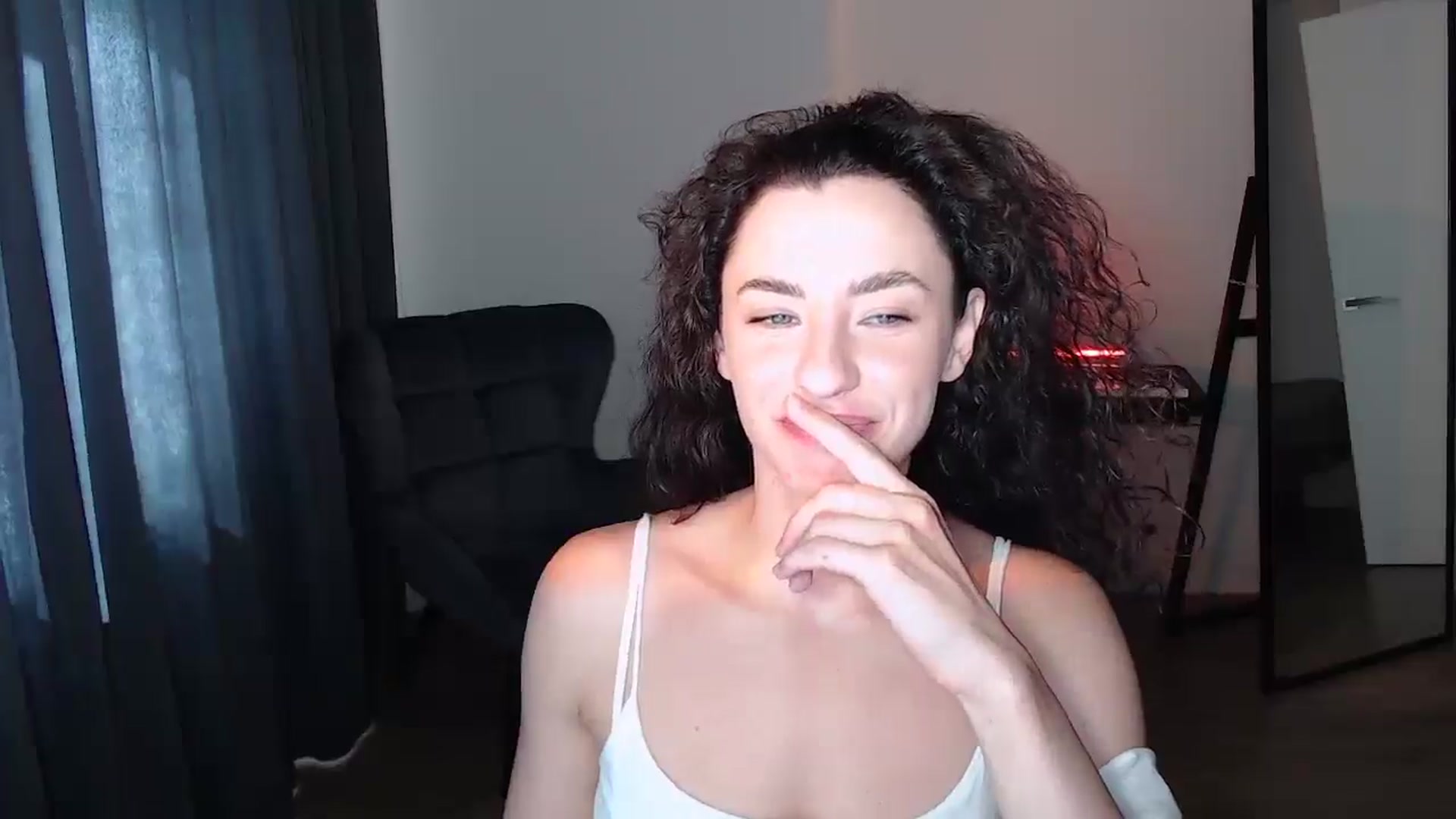 Gallery image thumbnail from BeWonderful's myfreecams stream on, 08/02/2025, 12:08 image 12 of 20