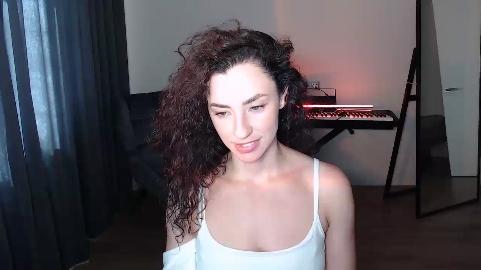 Gallery image thumbnail from BeWonderful's myfreecams stream on, 08/02/2025, 12:08 image 16 of 20