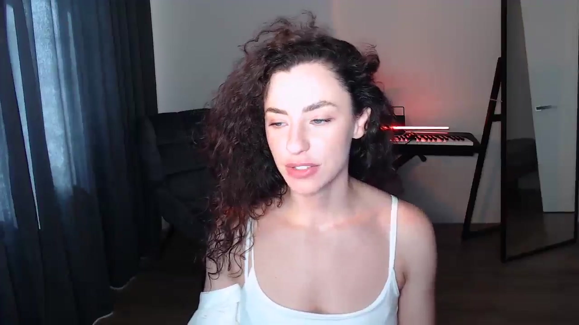 Gallery image thumbnail from BeWonderful's myfreecams stream on, 08/02/2025, 12:08 image 15 of 20