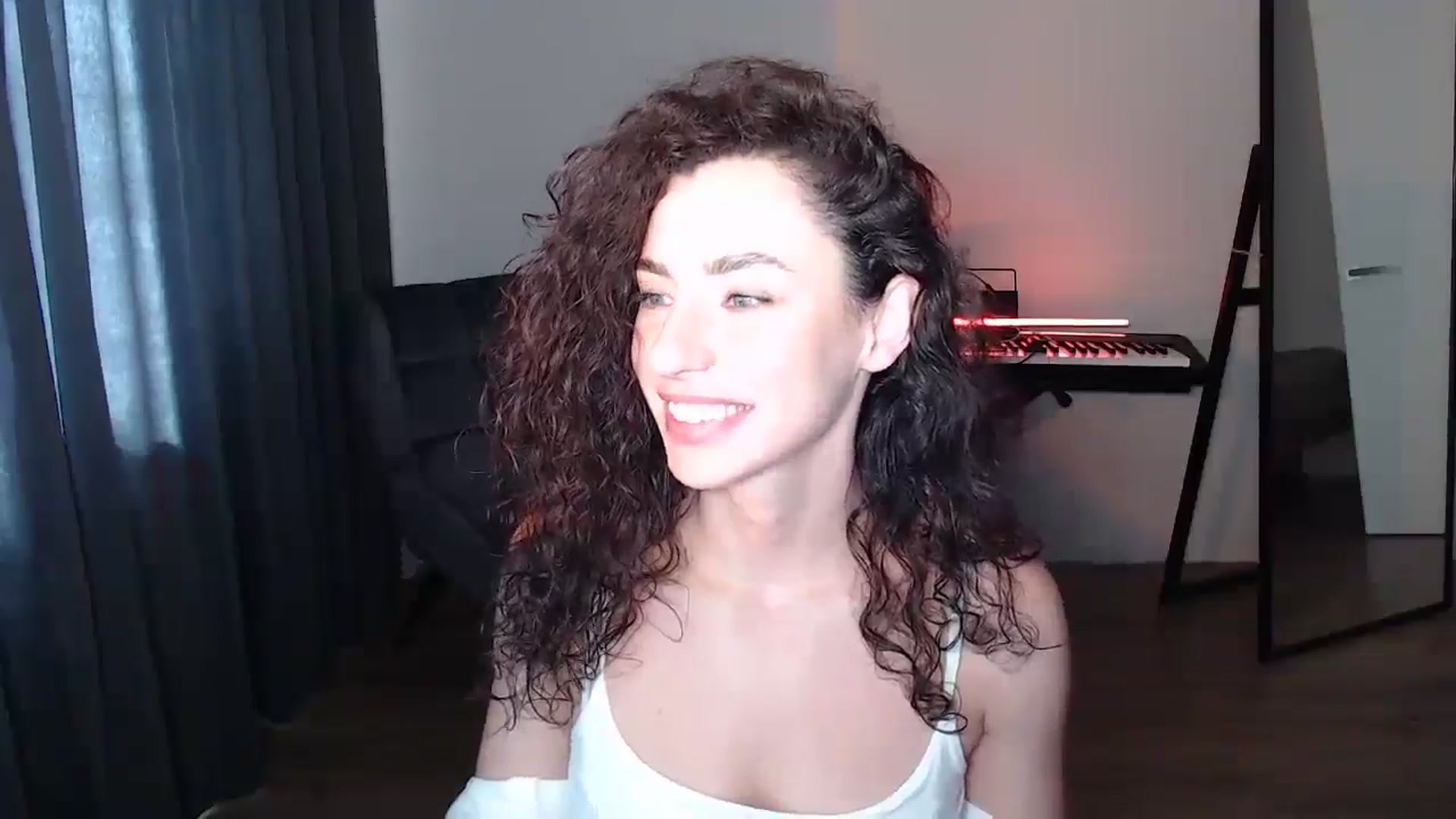 Gallery image thumbnail from BeWonderful's myfreecams stream on, 08/02/2025, 12:08 image 19 of 20